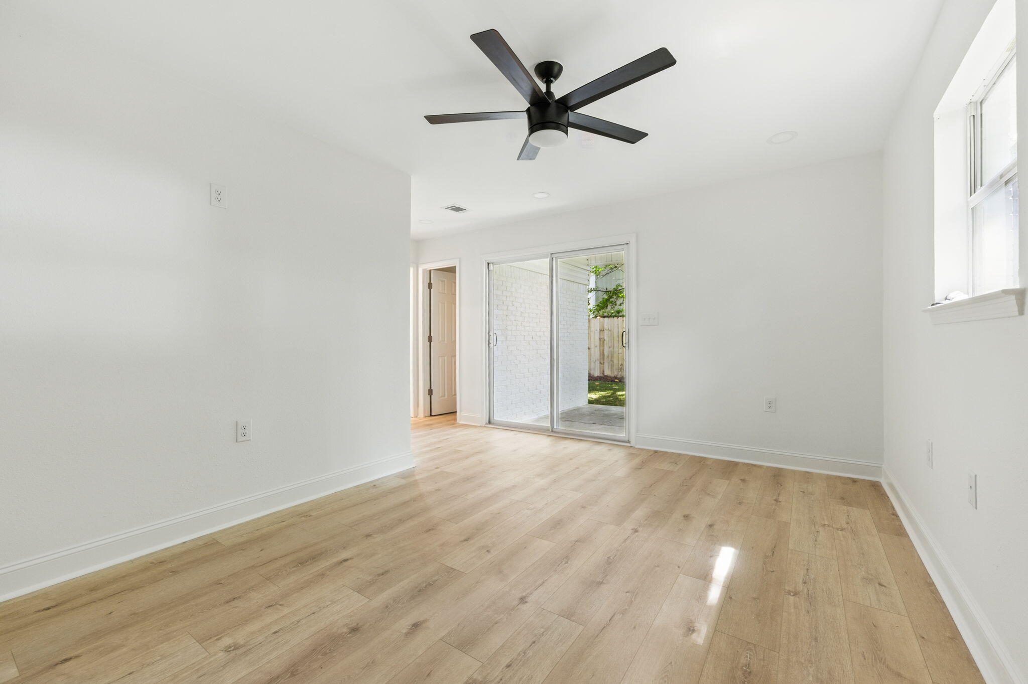 CHELSEA WOODS - Residential