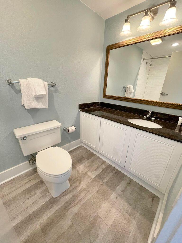 BAYSIDE CONDO SANDESTIN - Residential Lease