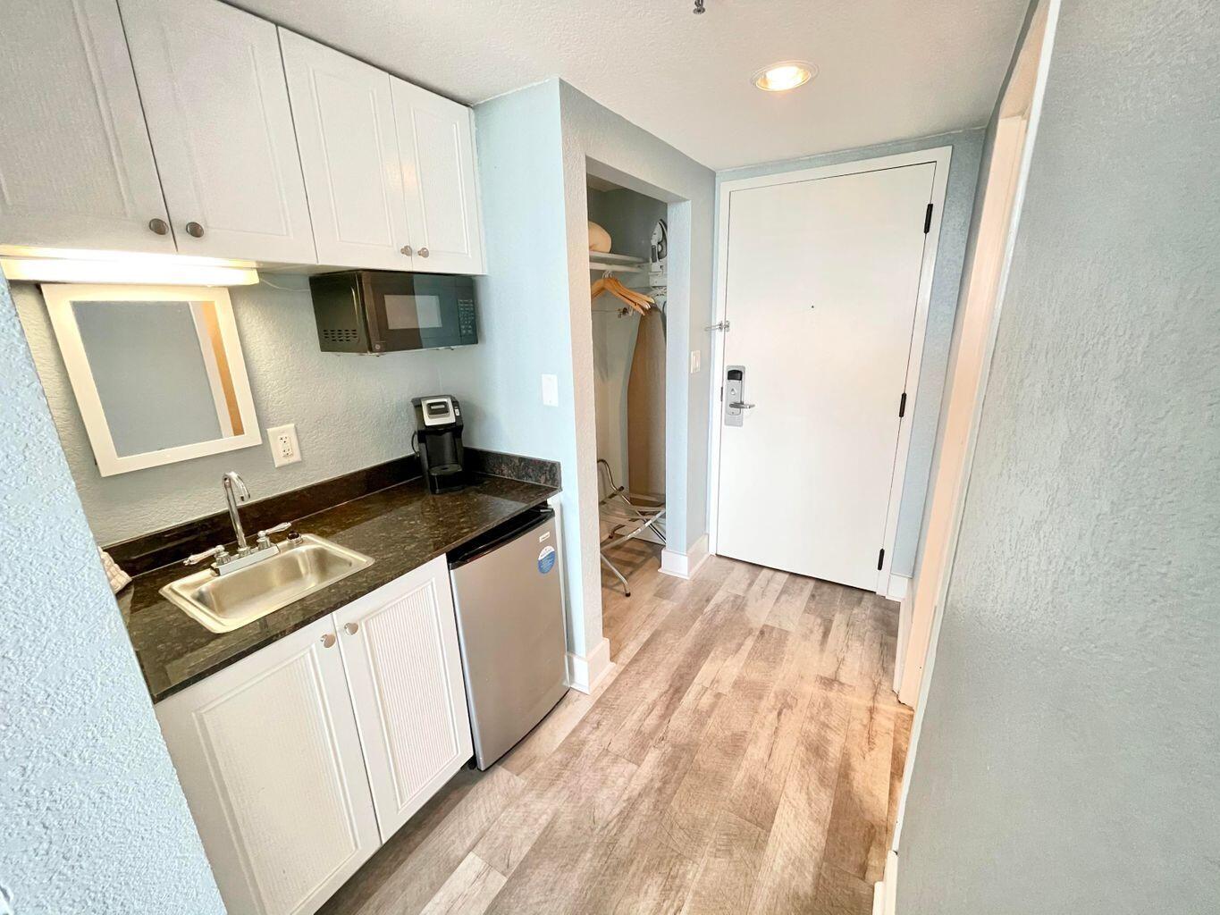 BAYSIDE CONDO SANDESTIN - Residential Lease
