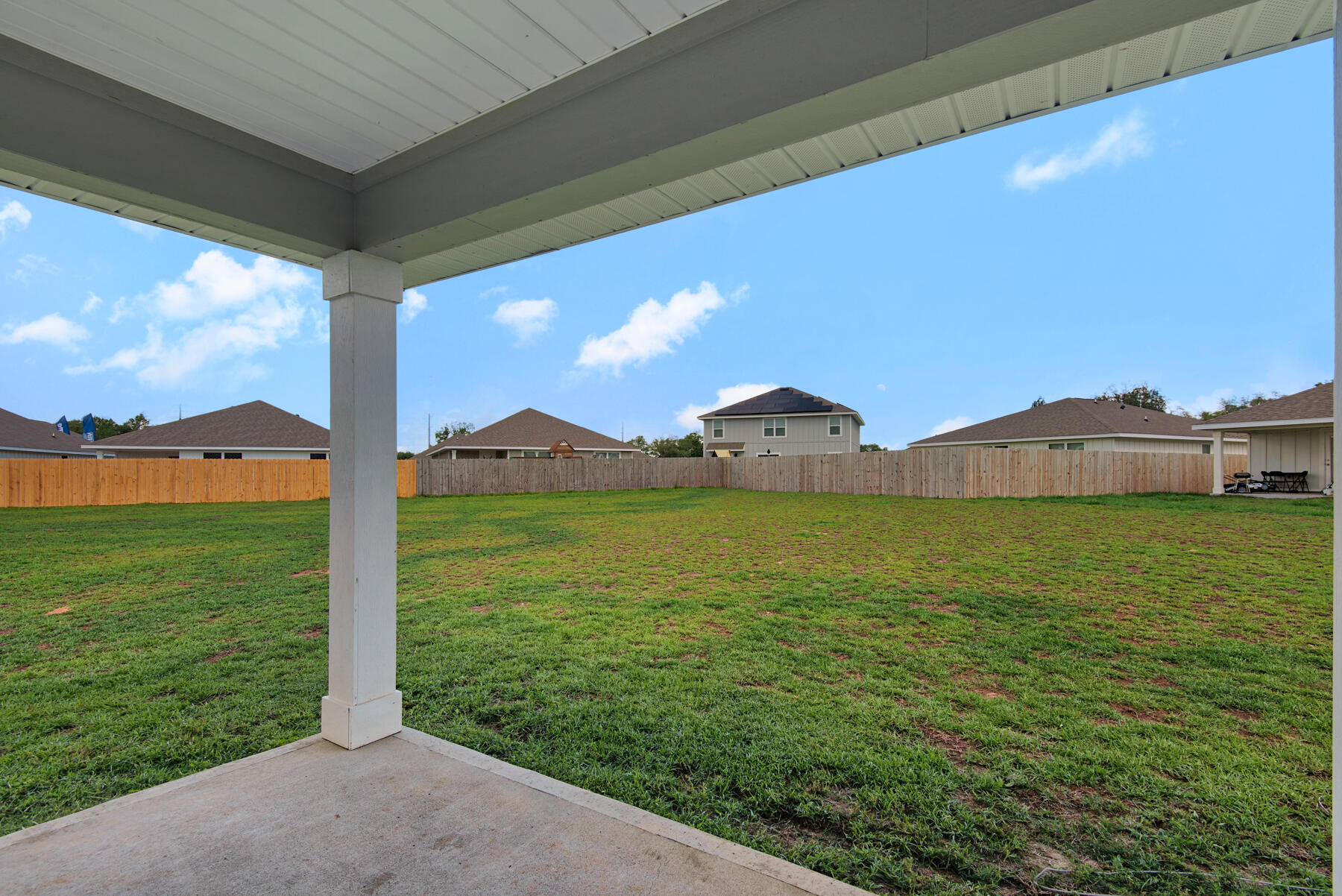 SHOAL RIVER LANDING - Residential Lease