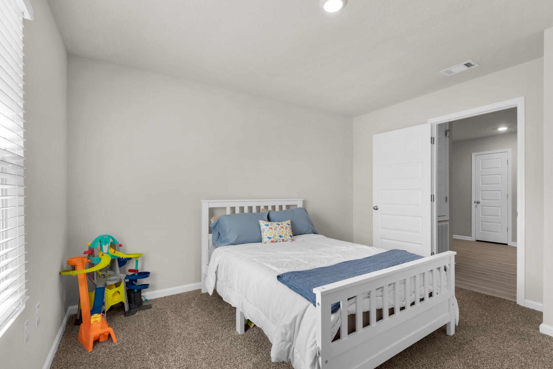 SHOAL RIVER LANDING - Residential Lease