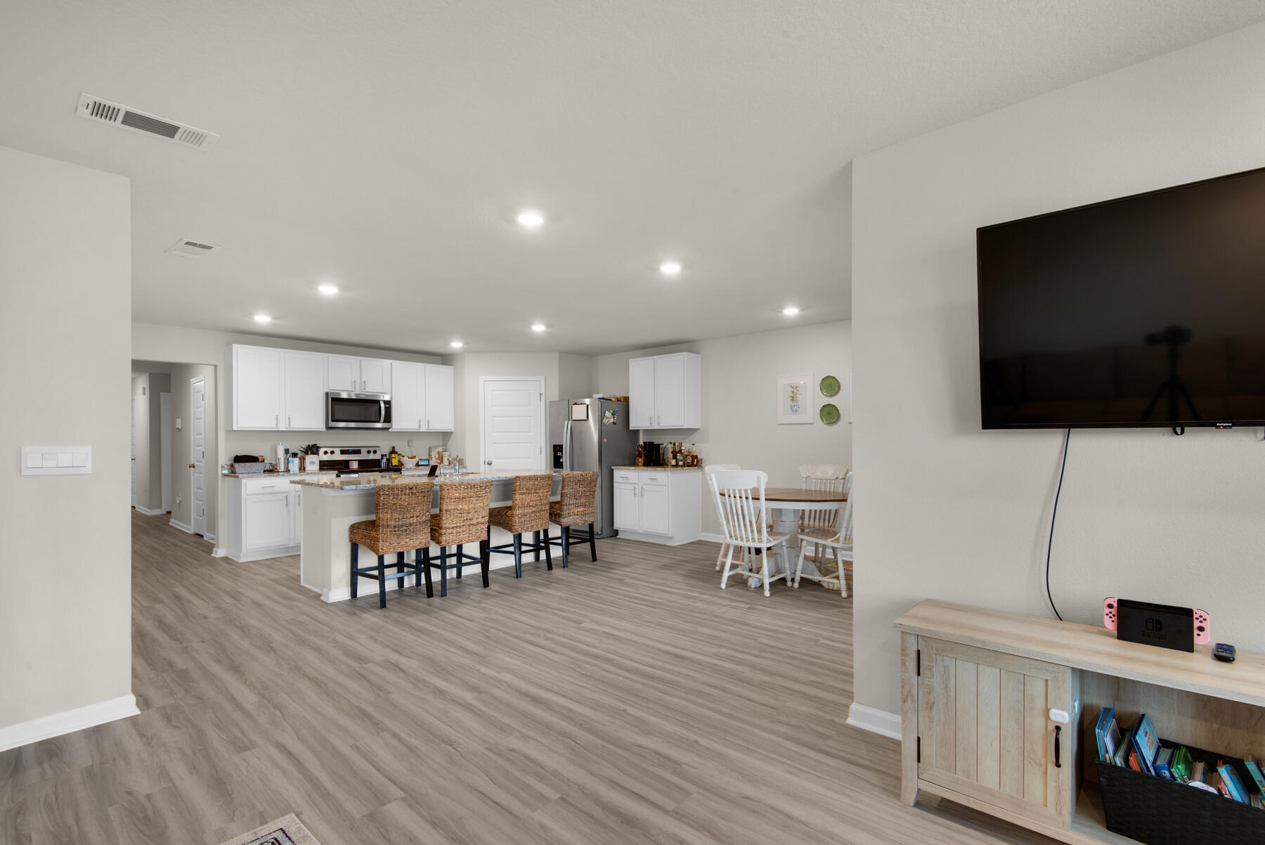 SHOAL RIVER LANDING - Residential Lease