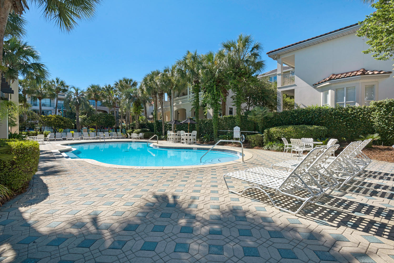 DESTINY BY THE SEA - Residential