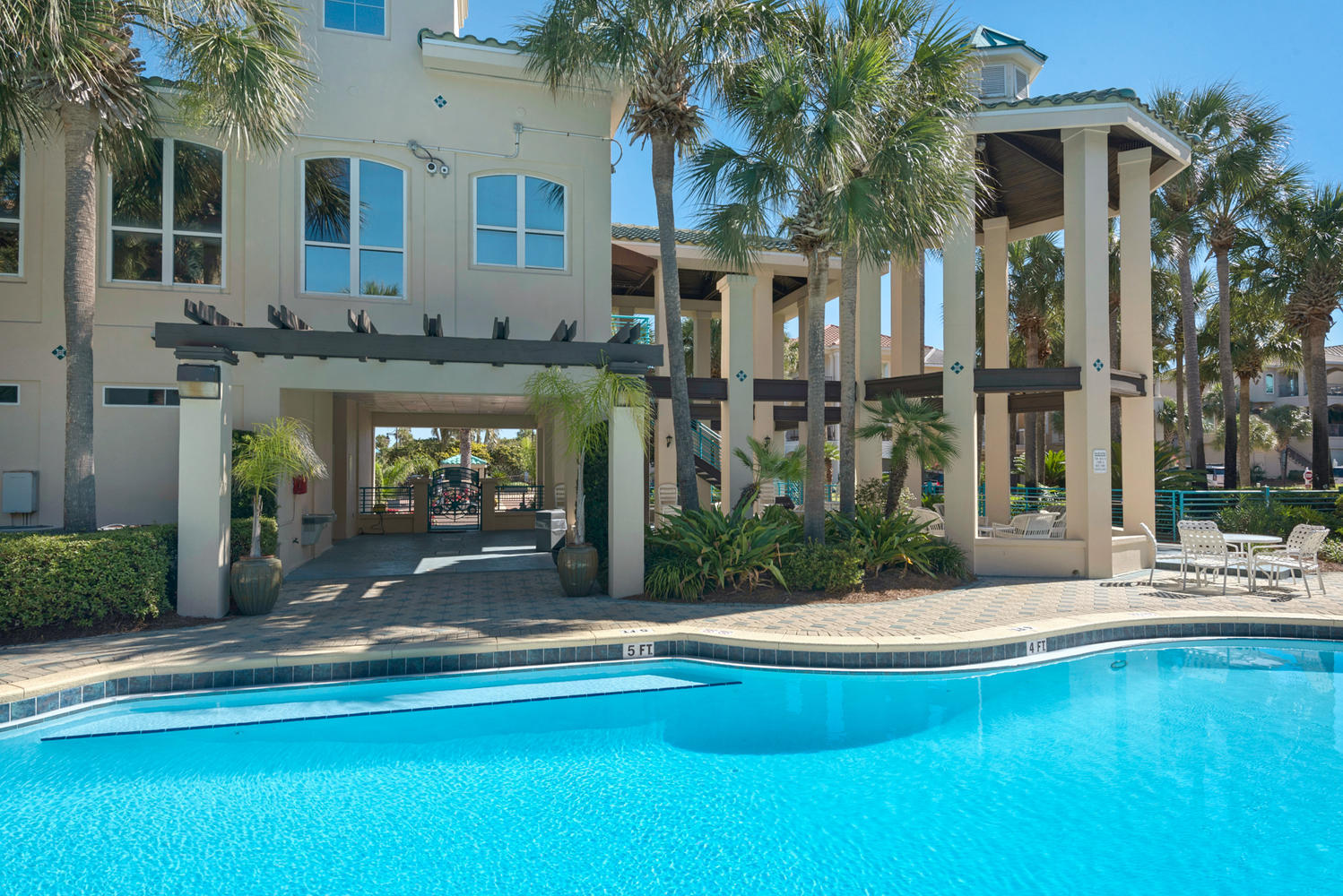DESTINY BY THE SEA - Residential
