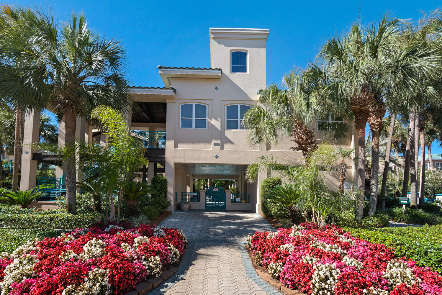 DESTINY BY THE SEA - Residential