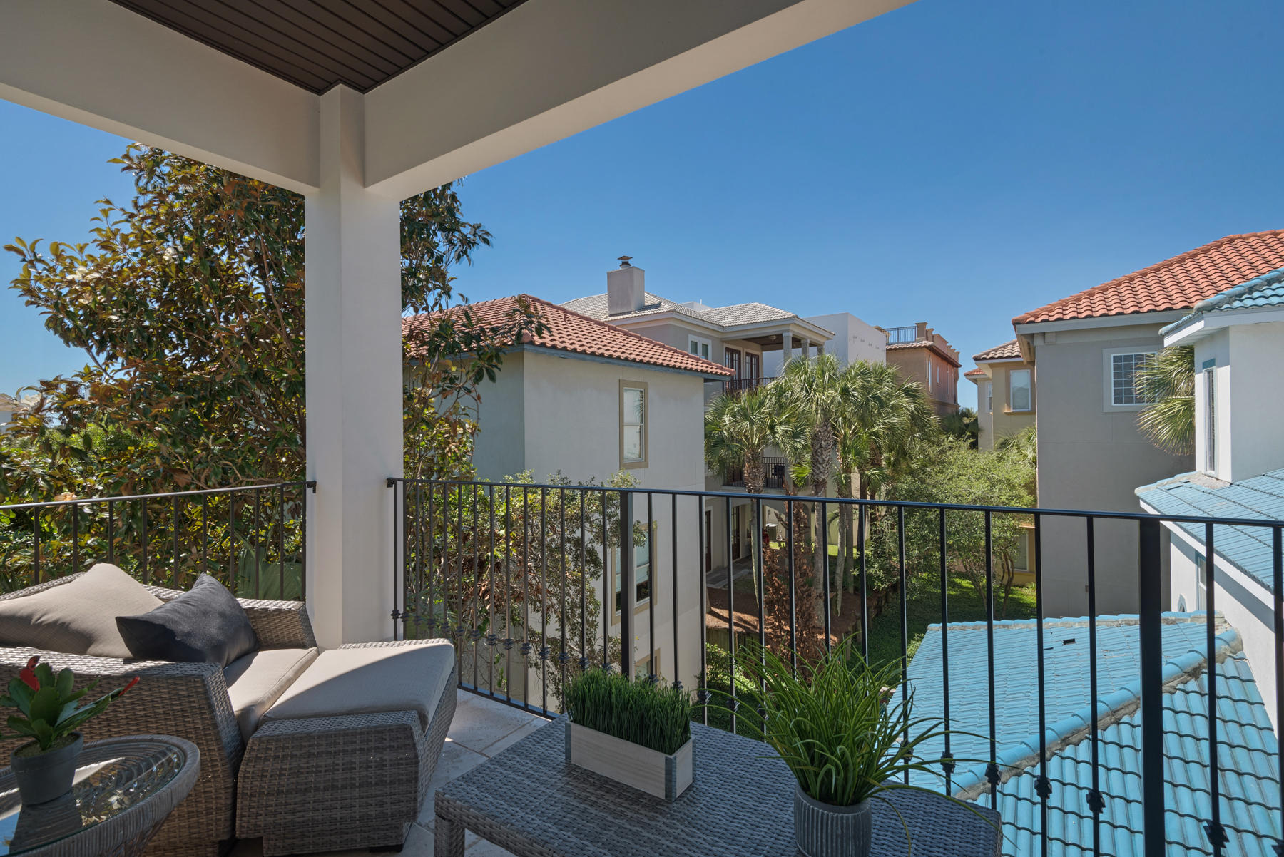 DESTINY BY THE SEA - Residential