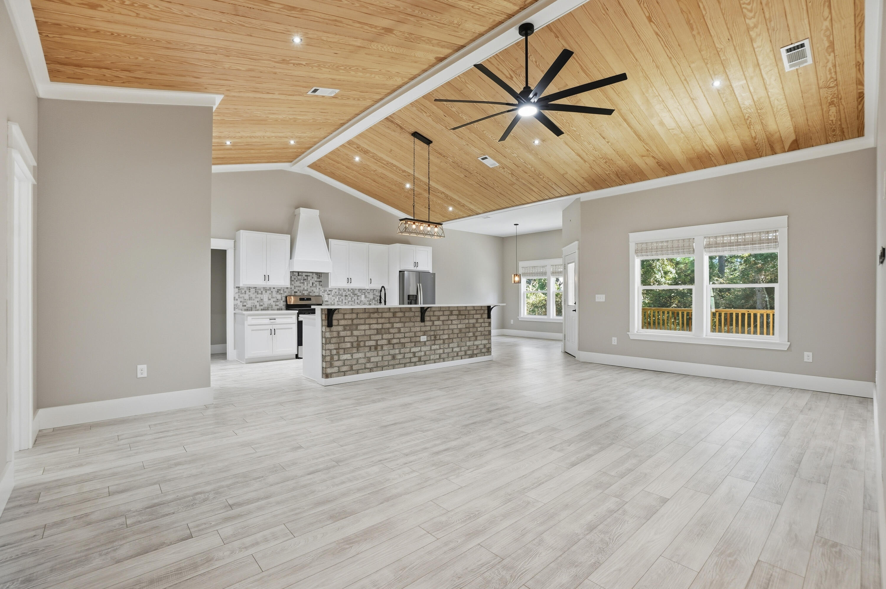 Hidden Lake Estates - Residential