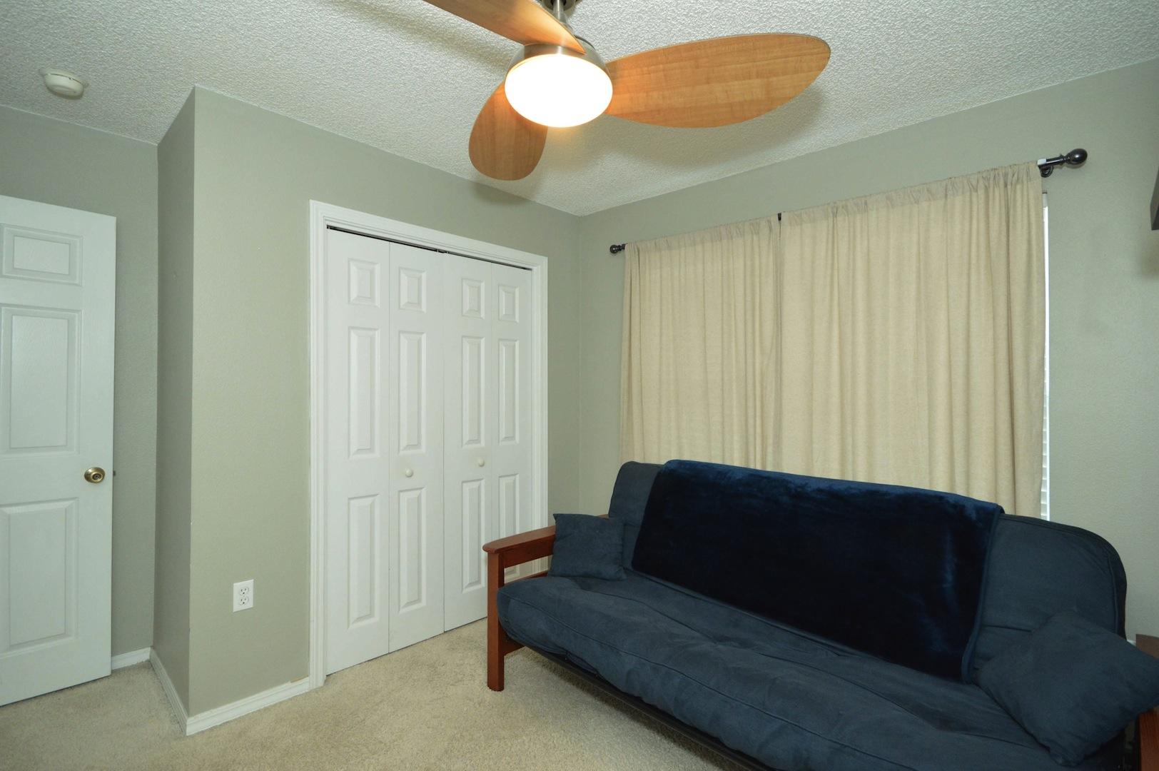 LIGHTHOUSE POINTE UNIT 3 - Residential