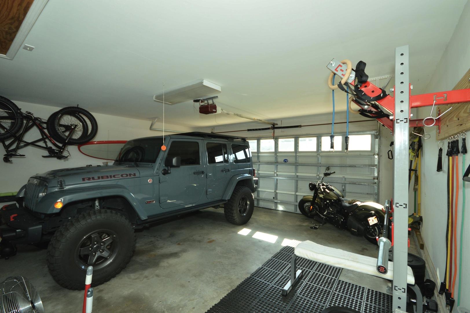 LIGHTHOUSE POINTE UNIT 3 - Residential