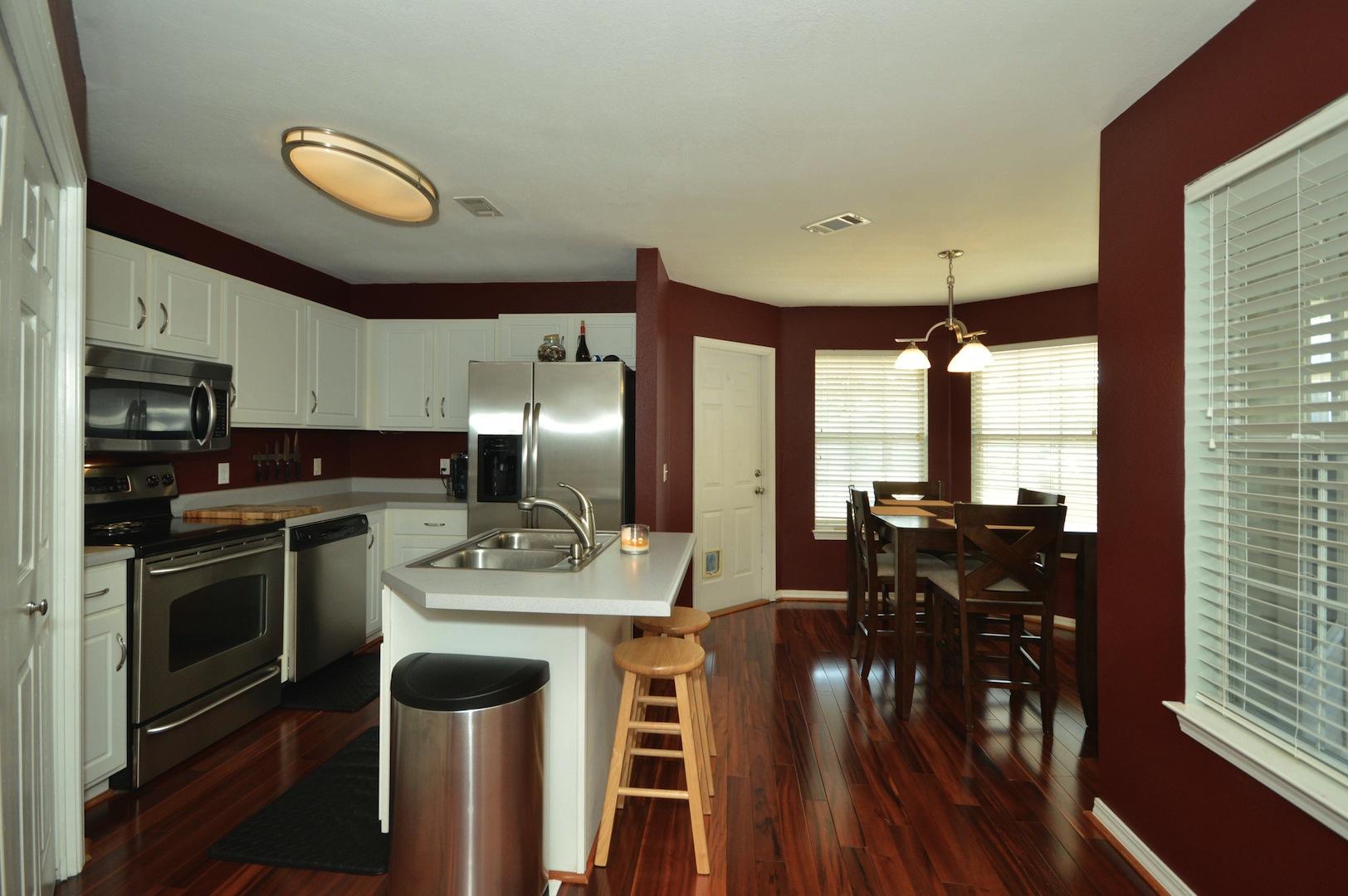 LIGHTHOUSE POINTE UNIT 3 - Residential