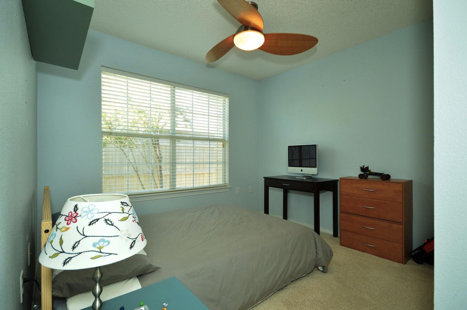 LIGHTHOUSE POINTE UNIT 3 - Residential