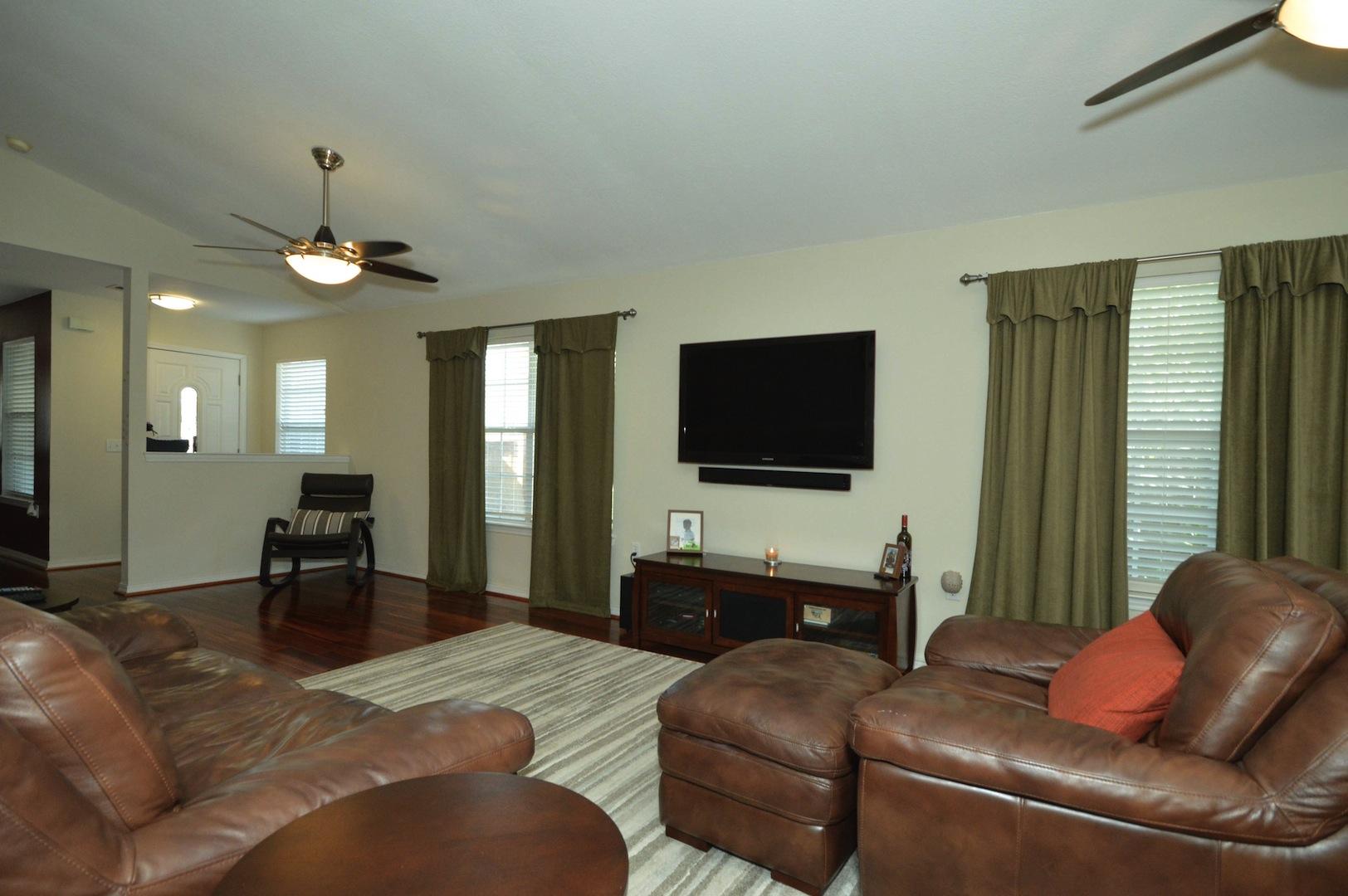 LIGHTHOUSE POINTE UNIT 3 - Residential