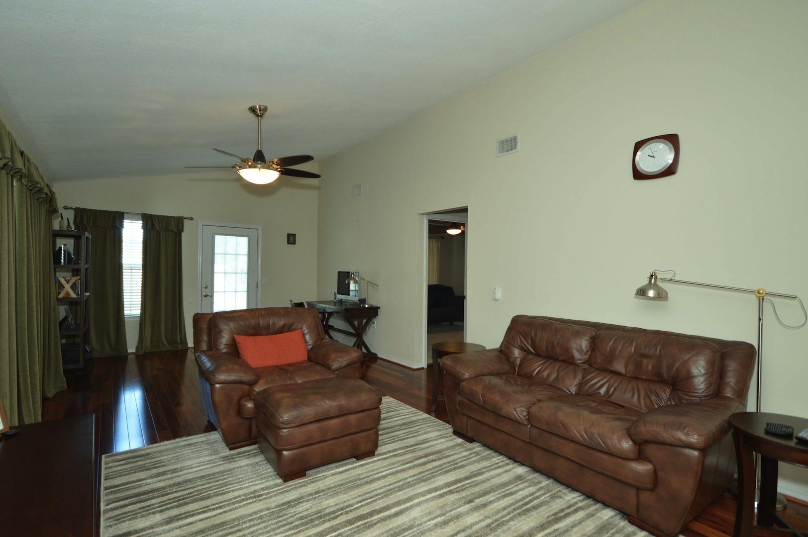 LIGHTHOUSE POINTE UNIT 3 - Residential