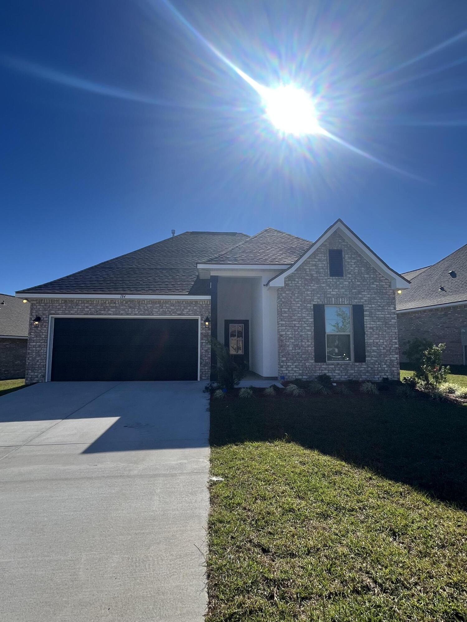 THE BLUFFS AT LAFAYETTE - Residential