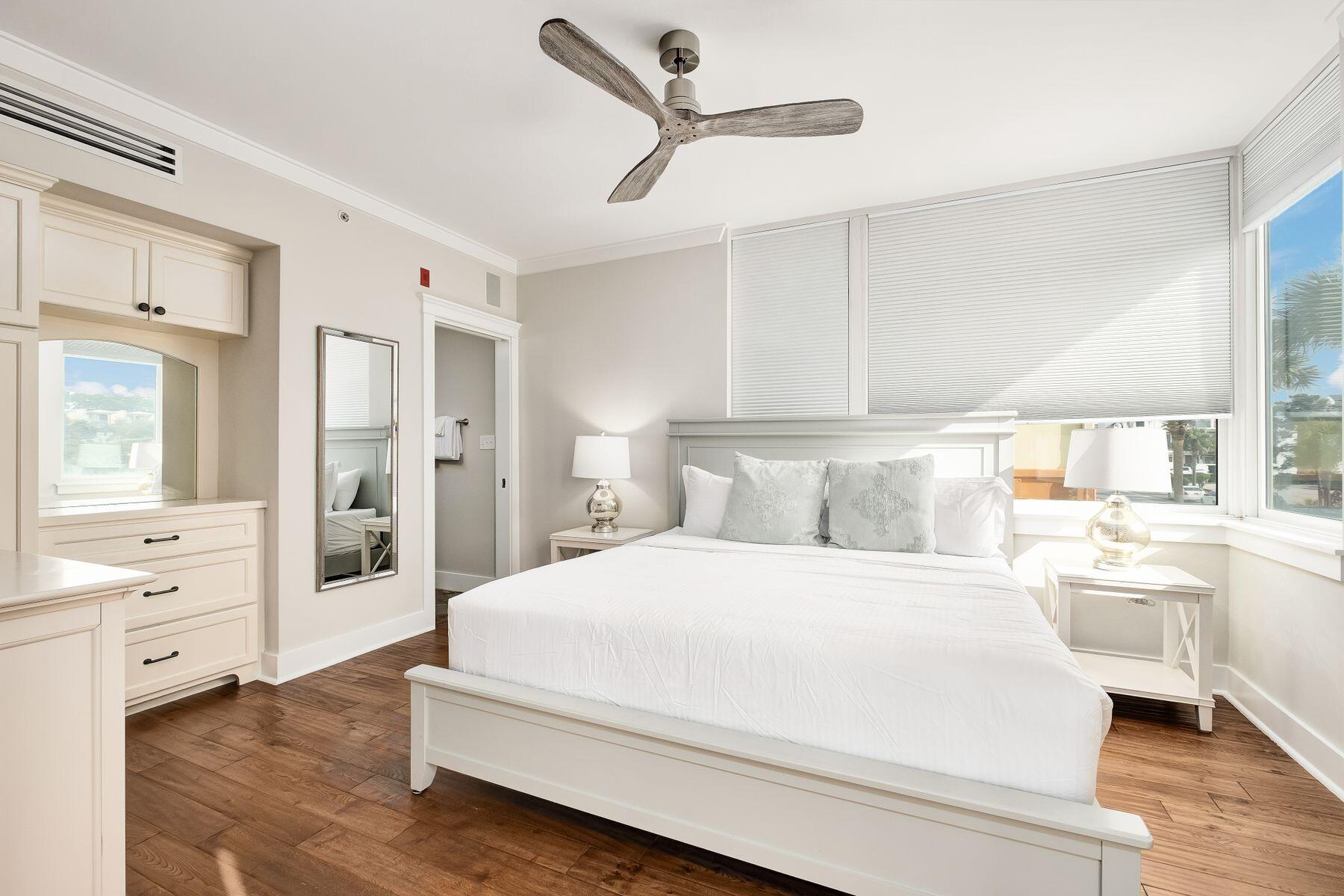 Six Palms at Gulf Place - Residential