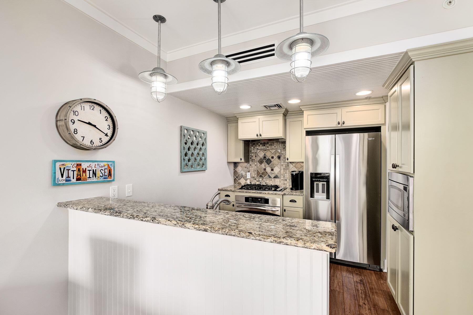 Six Palms at Gulf Place - Residential