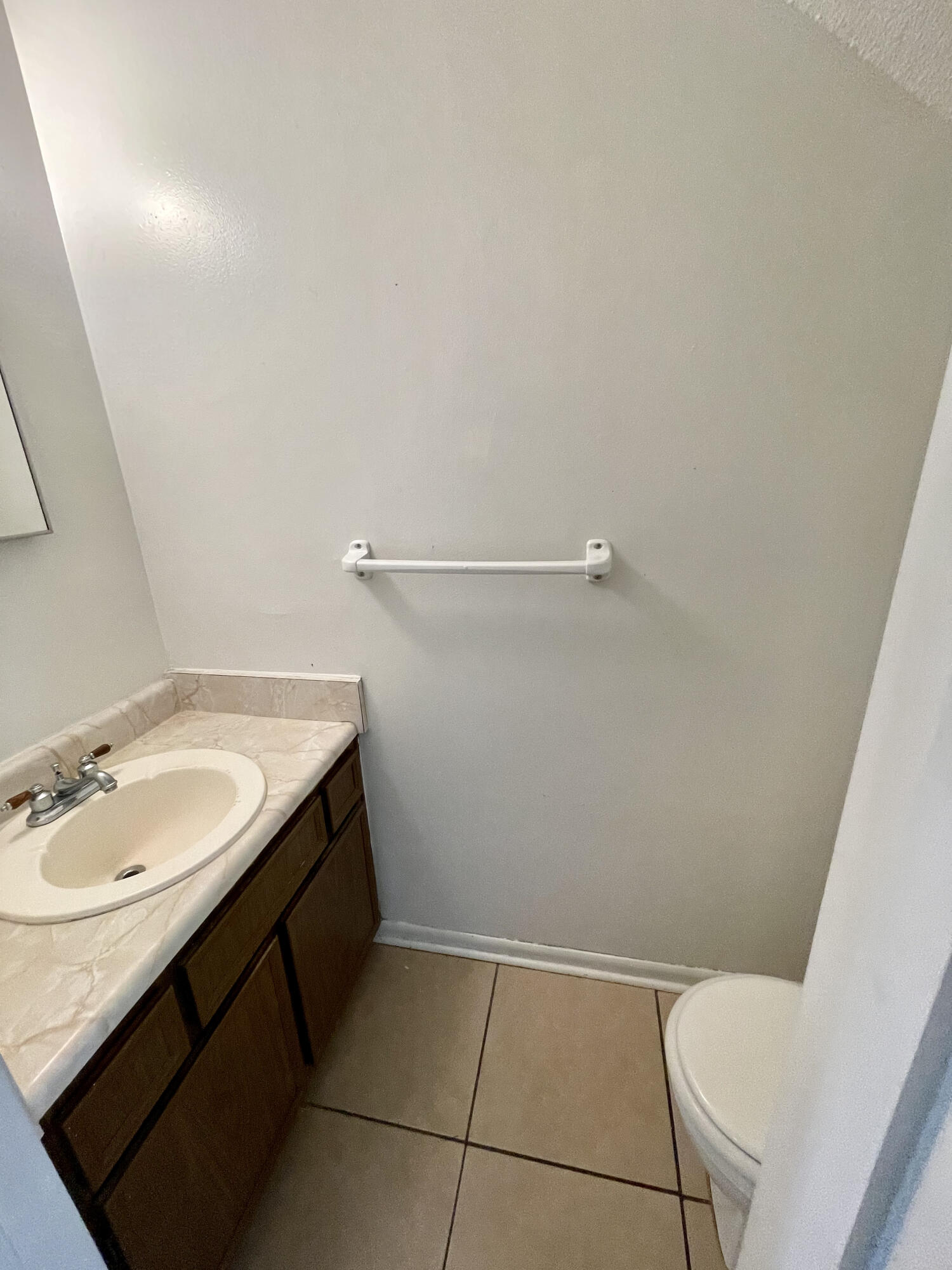 LEESA JENNIFER ACRES - Residential