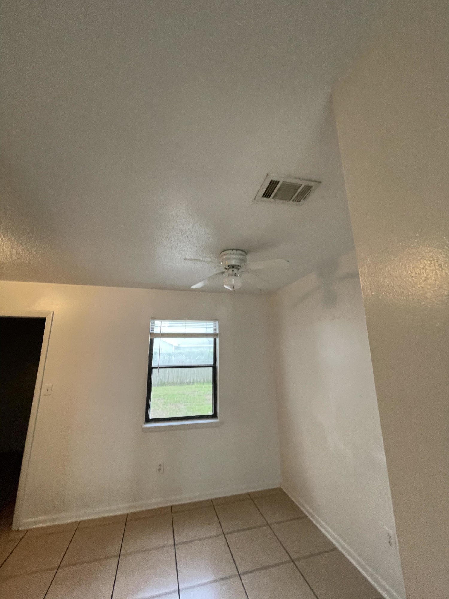 LEESA JENNIFER ACRES - Residential