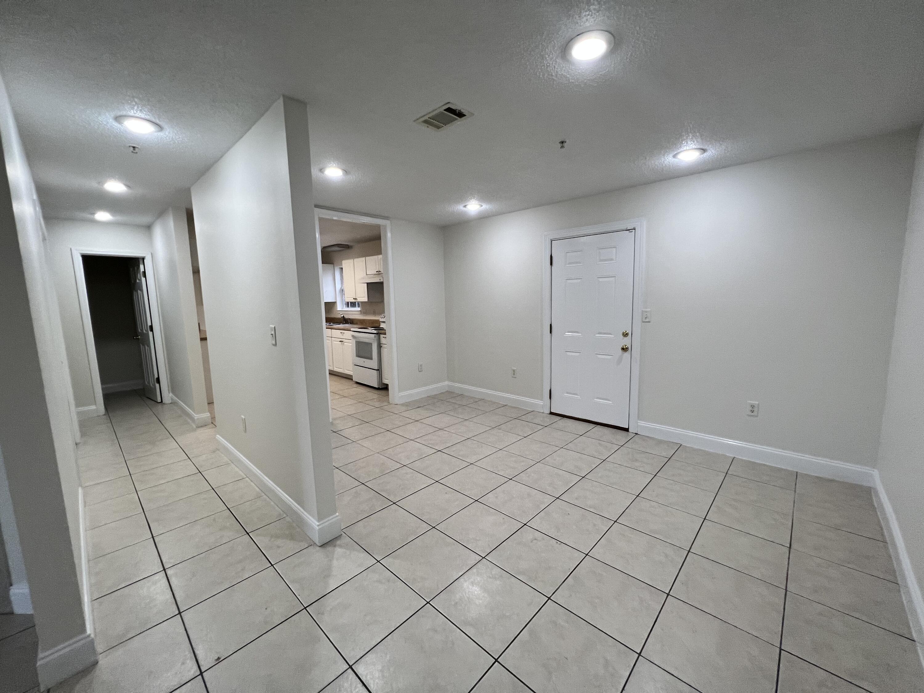 GARTMAN T/H - Residential Lease