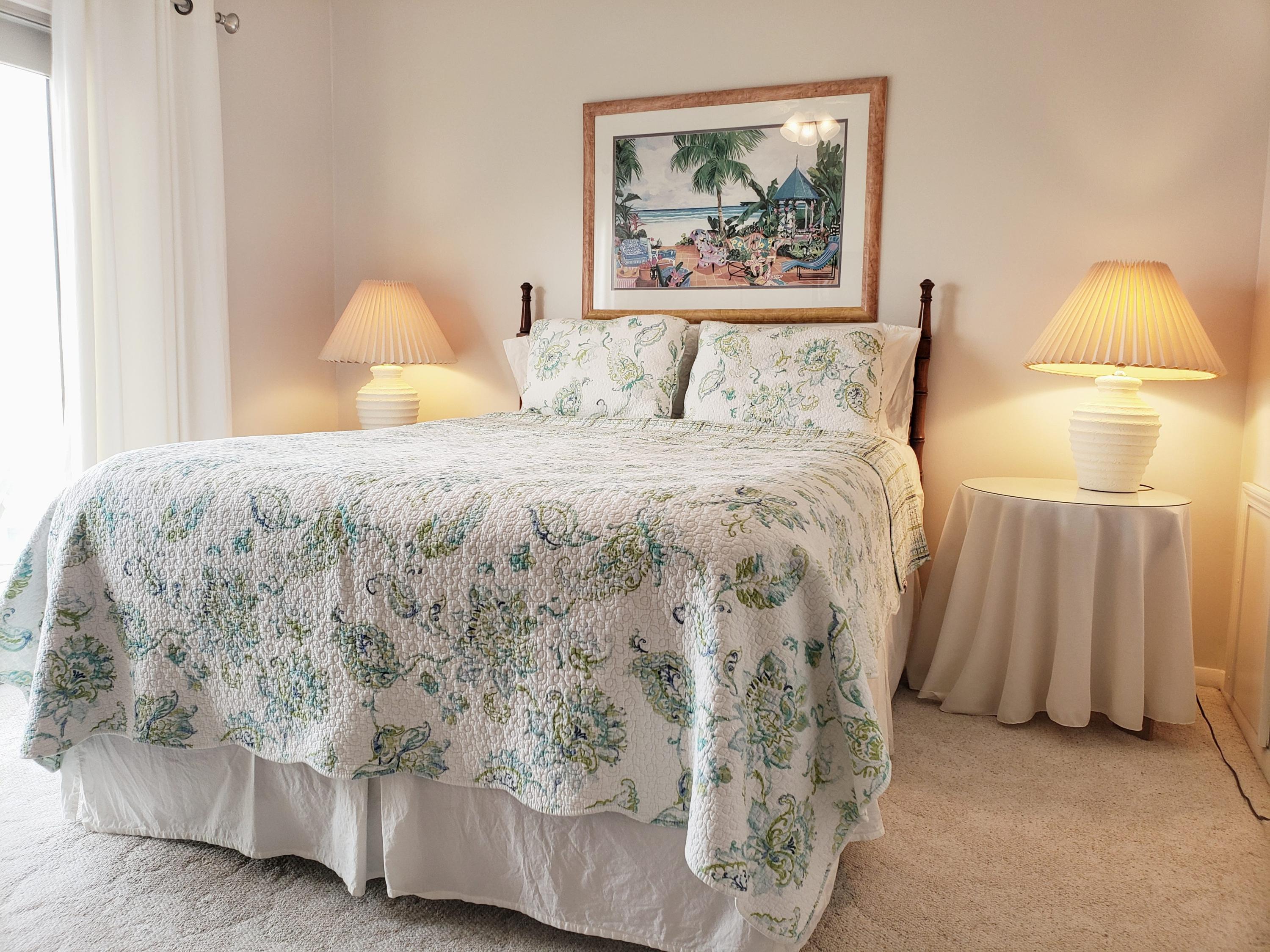 SHORELINE TOWNHOUSE - Residential