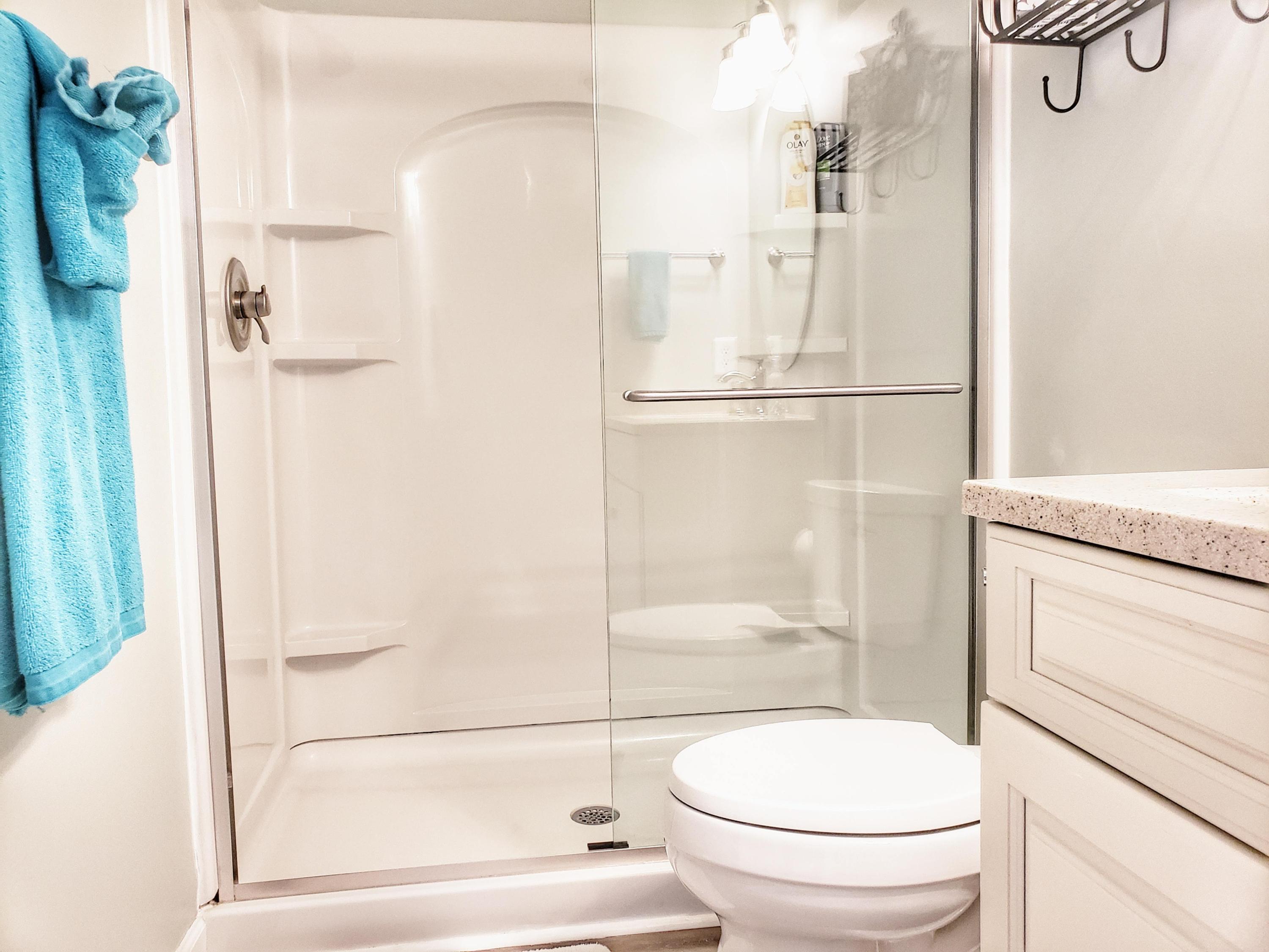 SHORELINE TOWNHOUSE - Residential