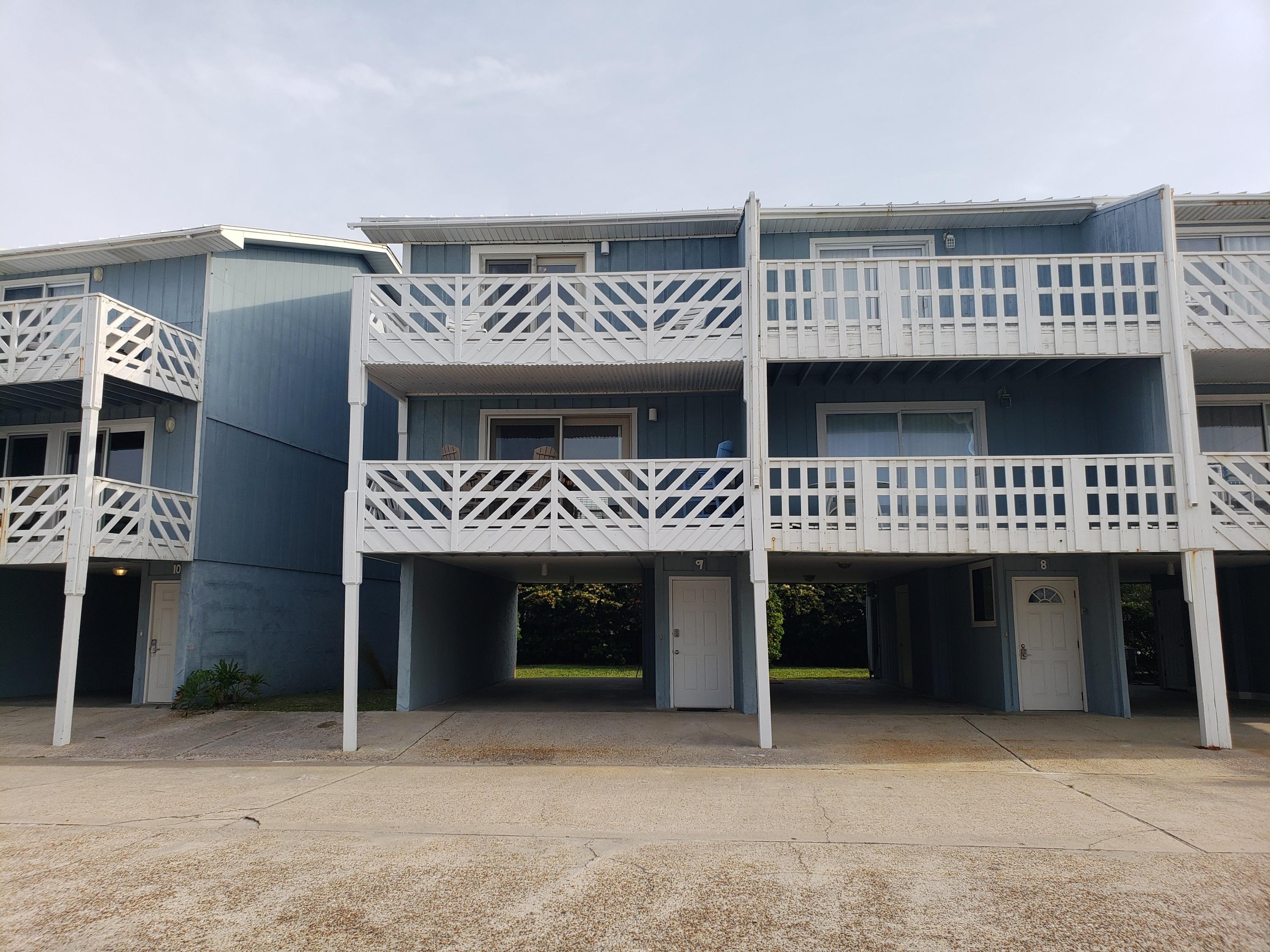 SHORELINE TOWNHOUSE - Residential