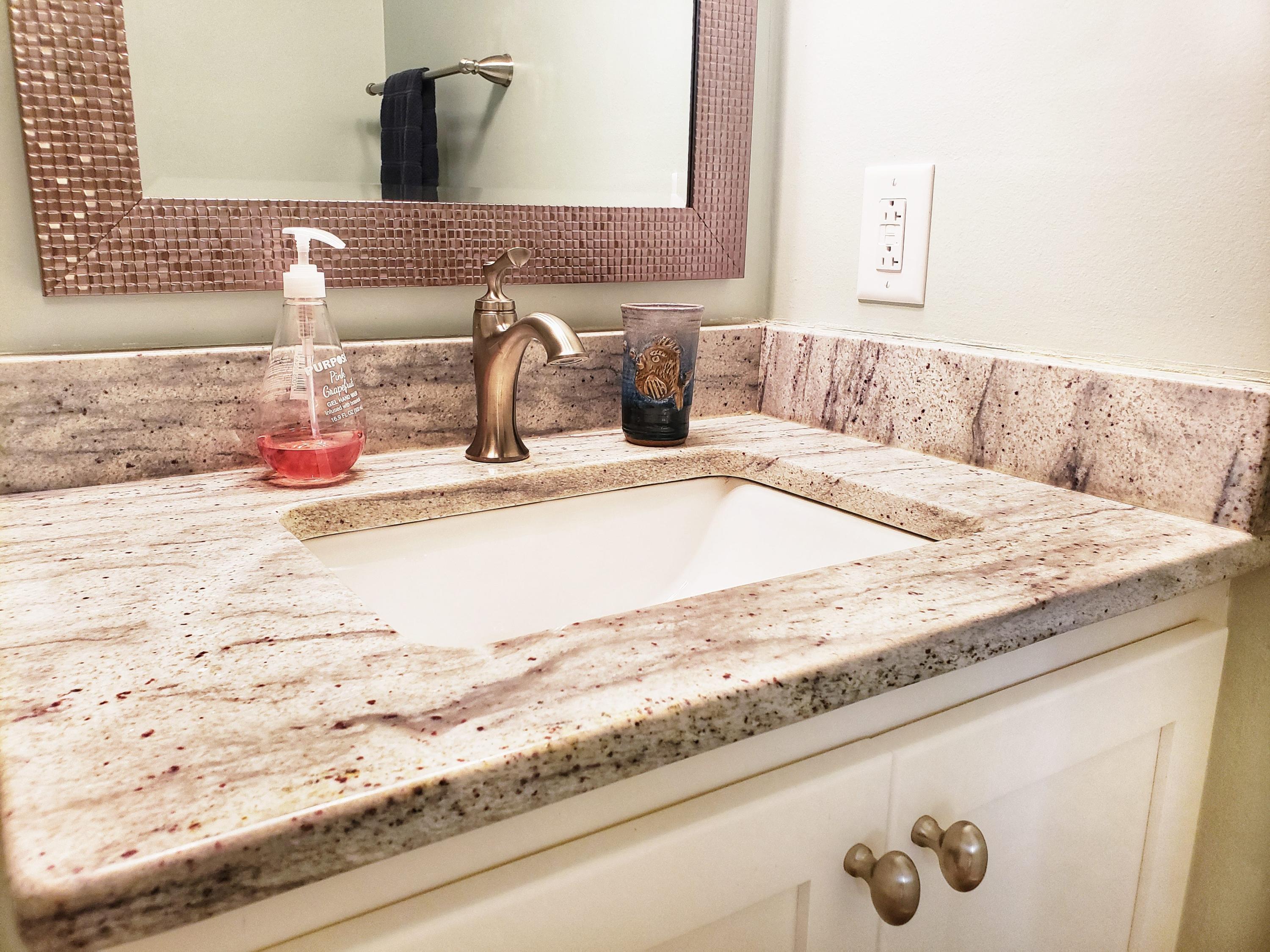 SHORELINE TOWNHOUSE - Residential