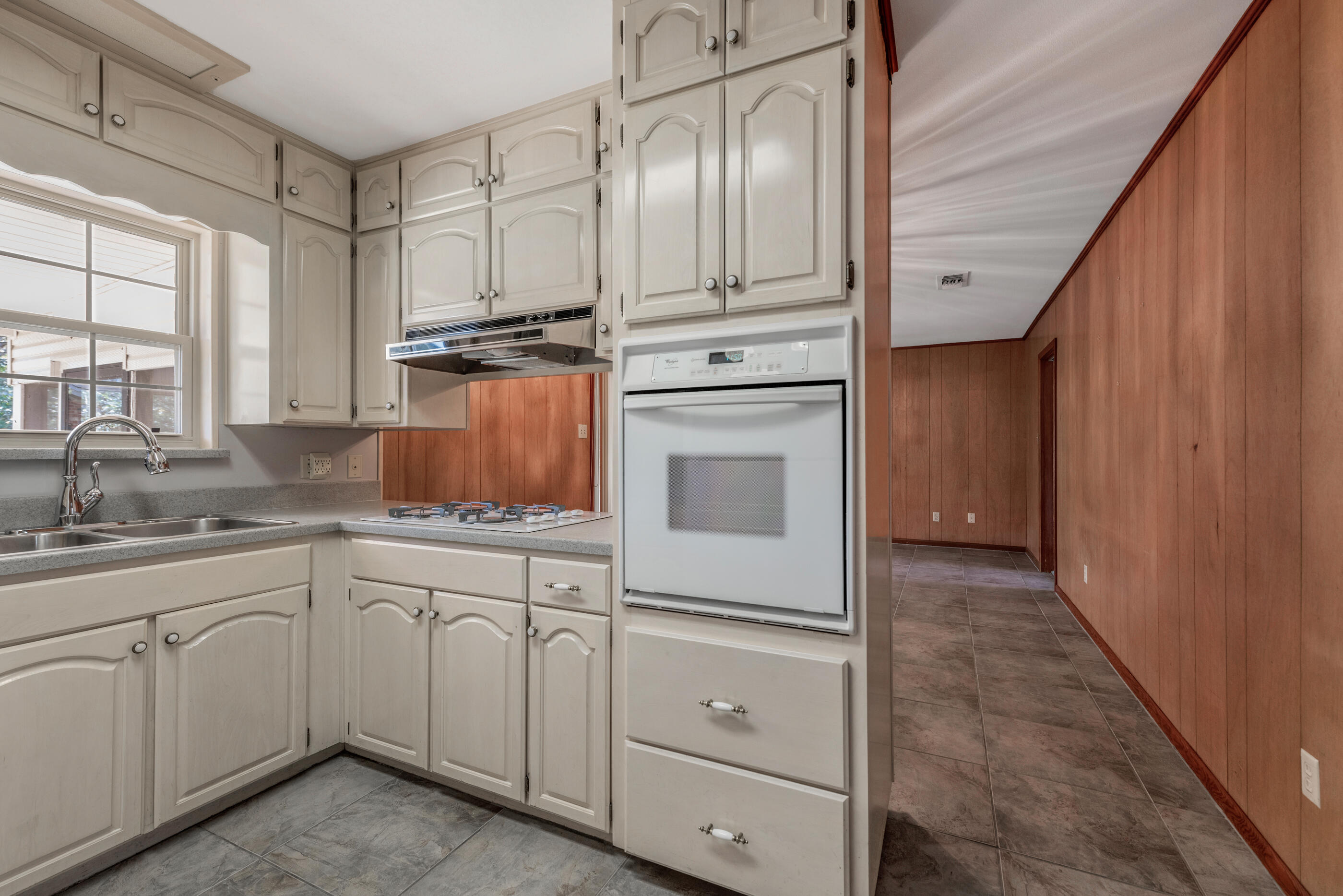 COLONY ESTATES - Residential