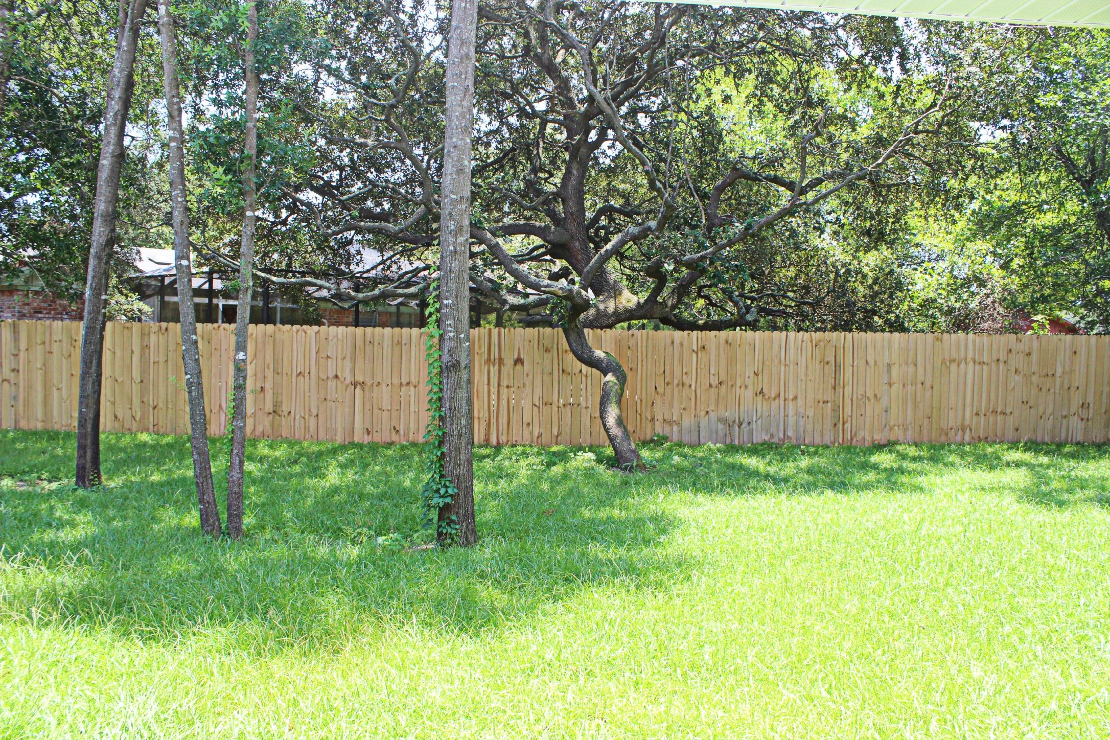 BAYOU WOODS 2ND ADDN - Residential