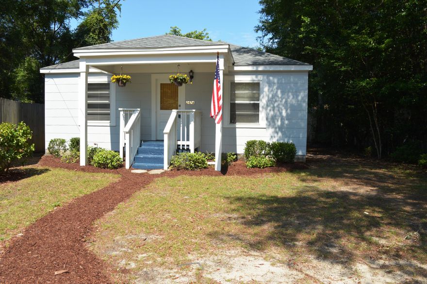 Don't miss this charming, well-maintained Florida cottage. Well-built two bedroom and two full baths, close to schools and within two miles to the Eglin gate. Lincoln Park and the water are one block away. Solid heart pine original wood floors in living room and bedrooms have been refinished, walls painted, outside of house/porch painted, landscaping updated, and all new lighting/fan fixtures. HVAC new in 2011. Bathrooms, hot water heater and roof were new in 2007. The hall has a pull down ladder with attic storage. Kitchen has eat-in space, plenty of cabinet space, a big window, and a pantry. Stack washer and dryer, stove, and refrigerator convey with property and are in good condition but not warranted. Great home in a great location. Move in condition.