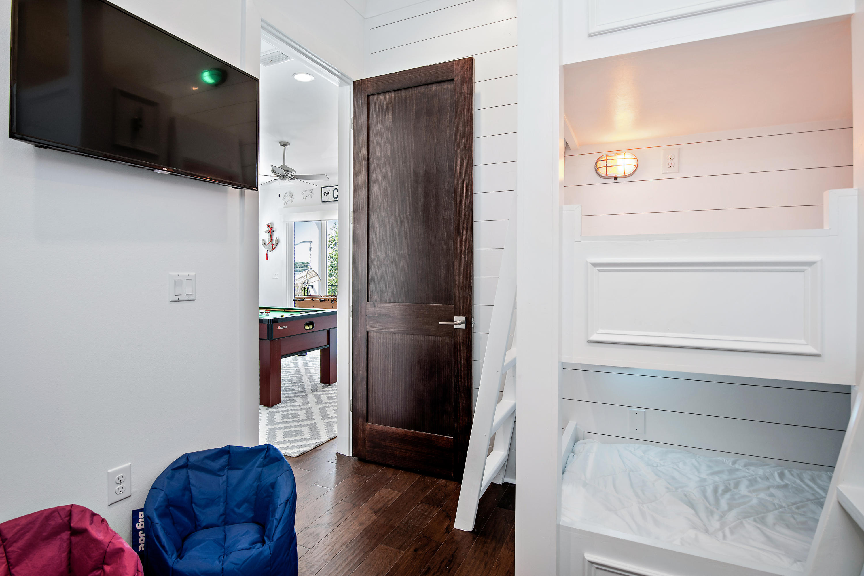 The Retreat at Miramar - Residential