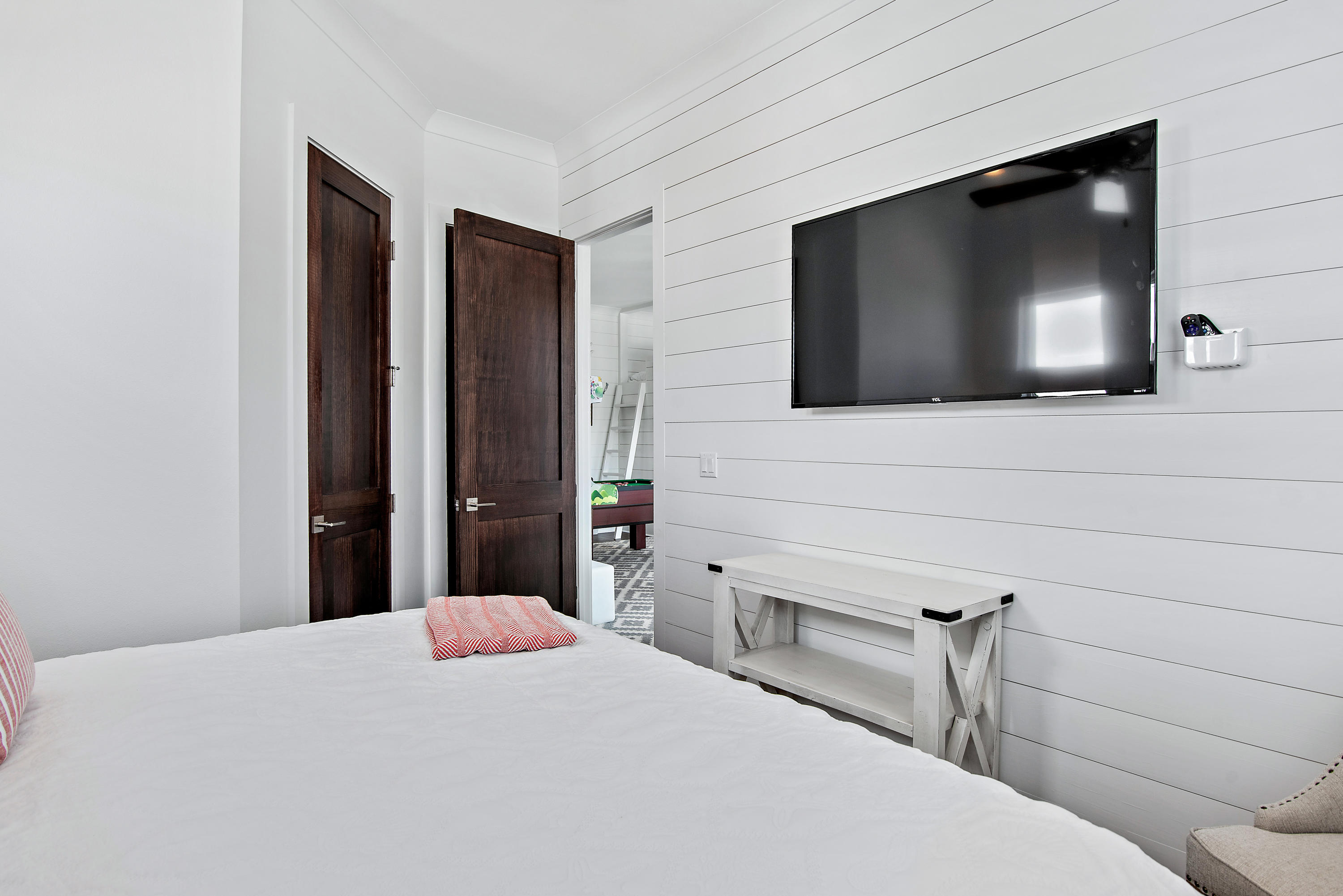 The Retreat at Miramar - Residential