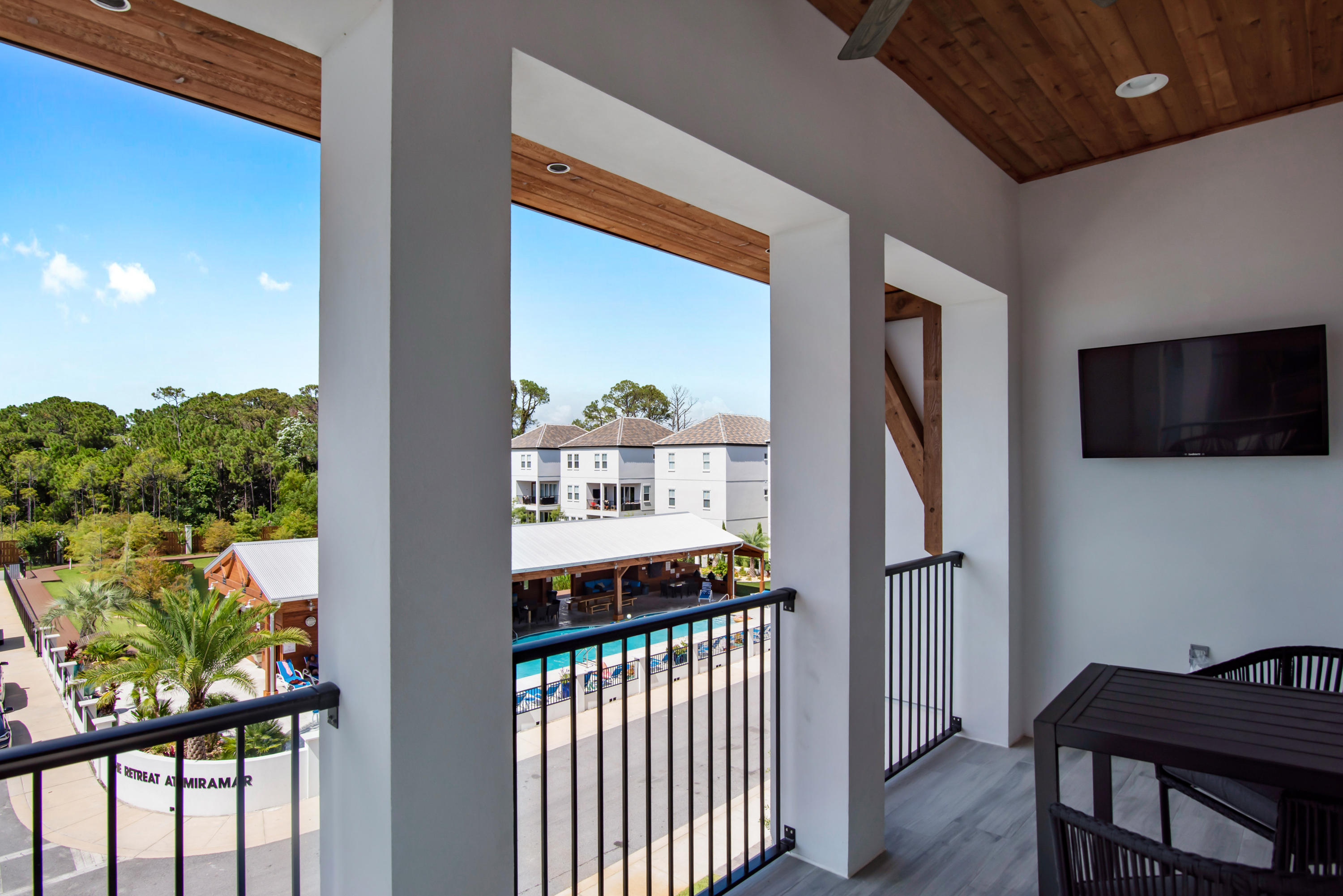 The Retreat at Miramar - Residential