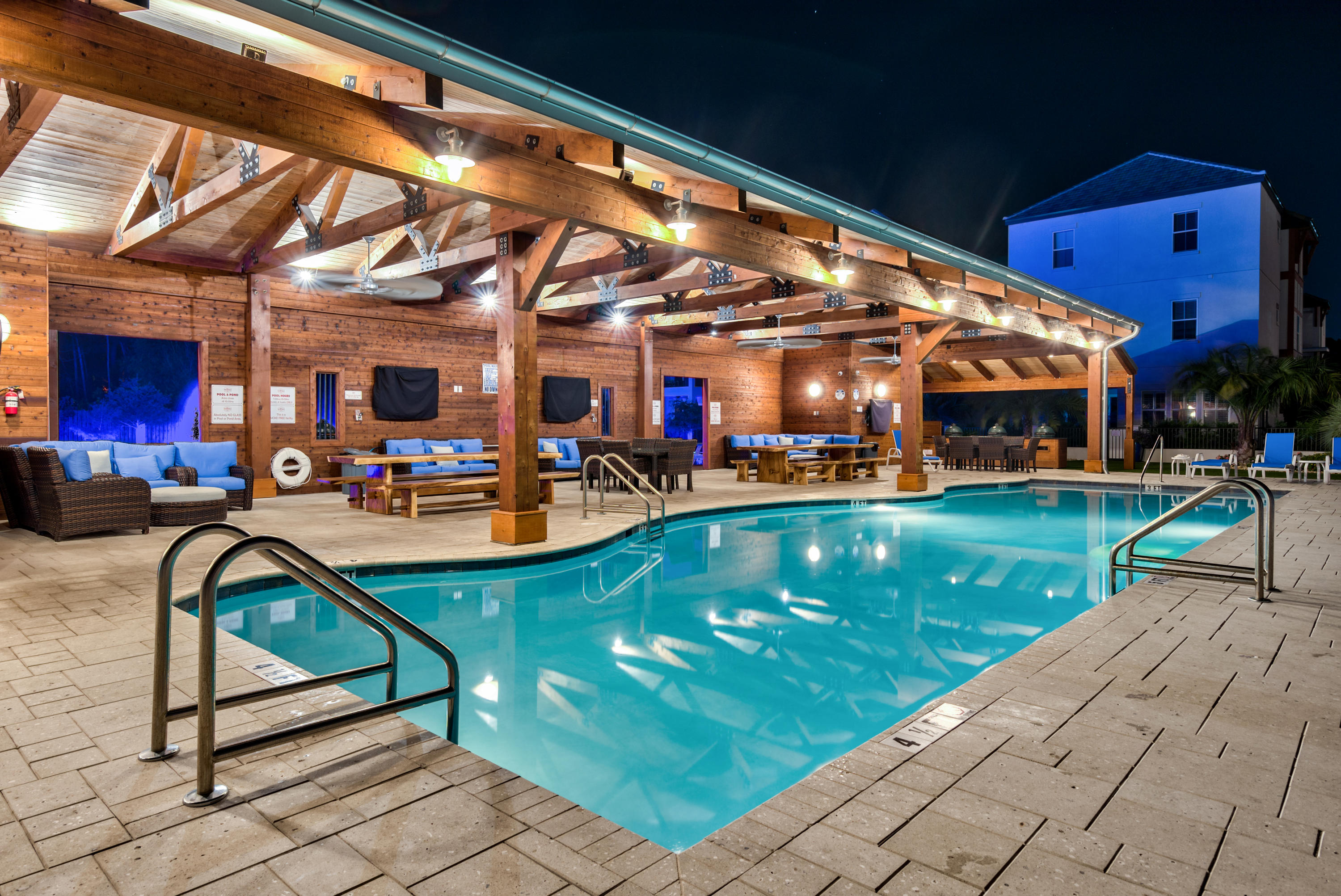 The Retreat at Miramar - Residential