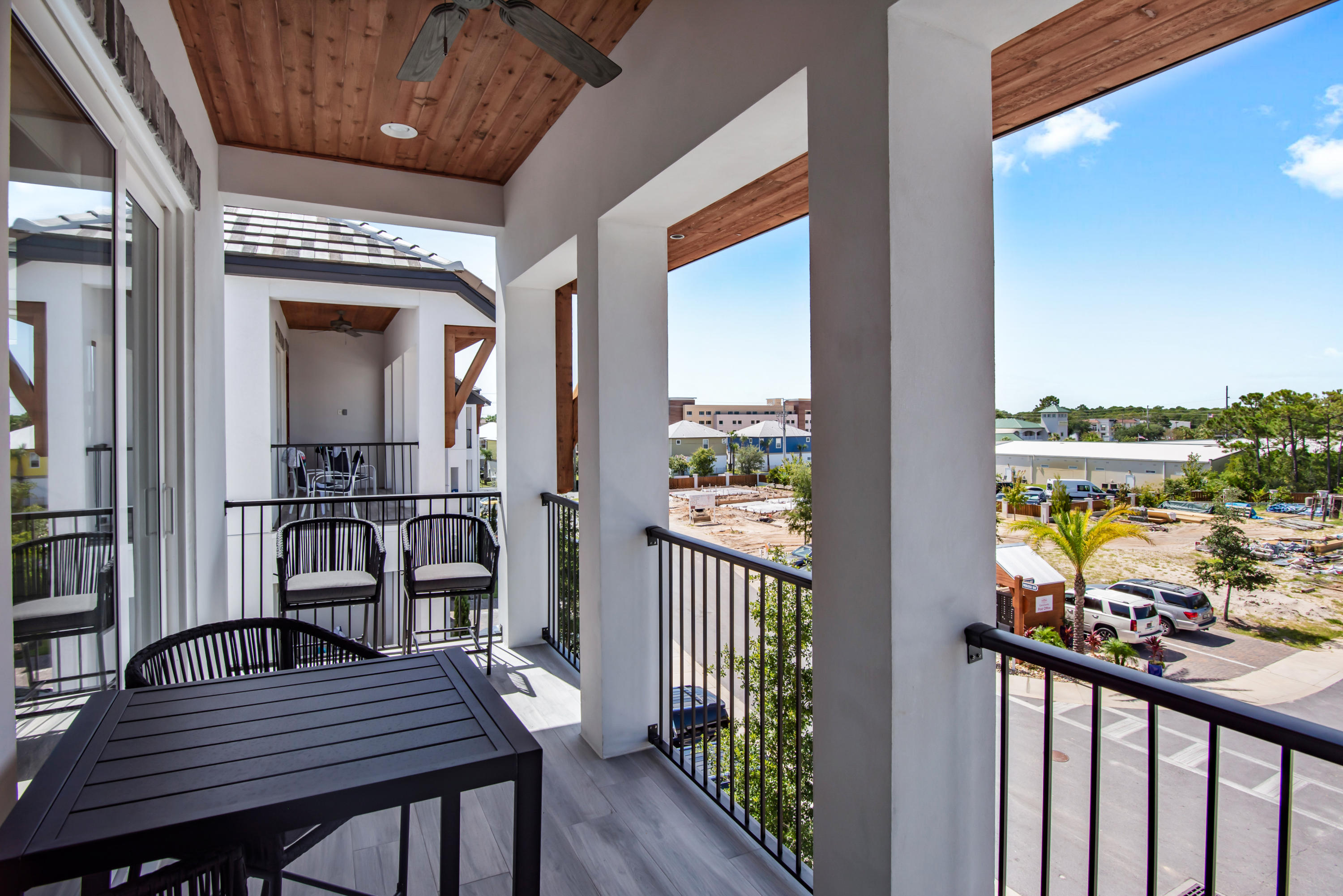 The Retreat at Miramar - Residential