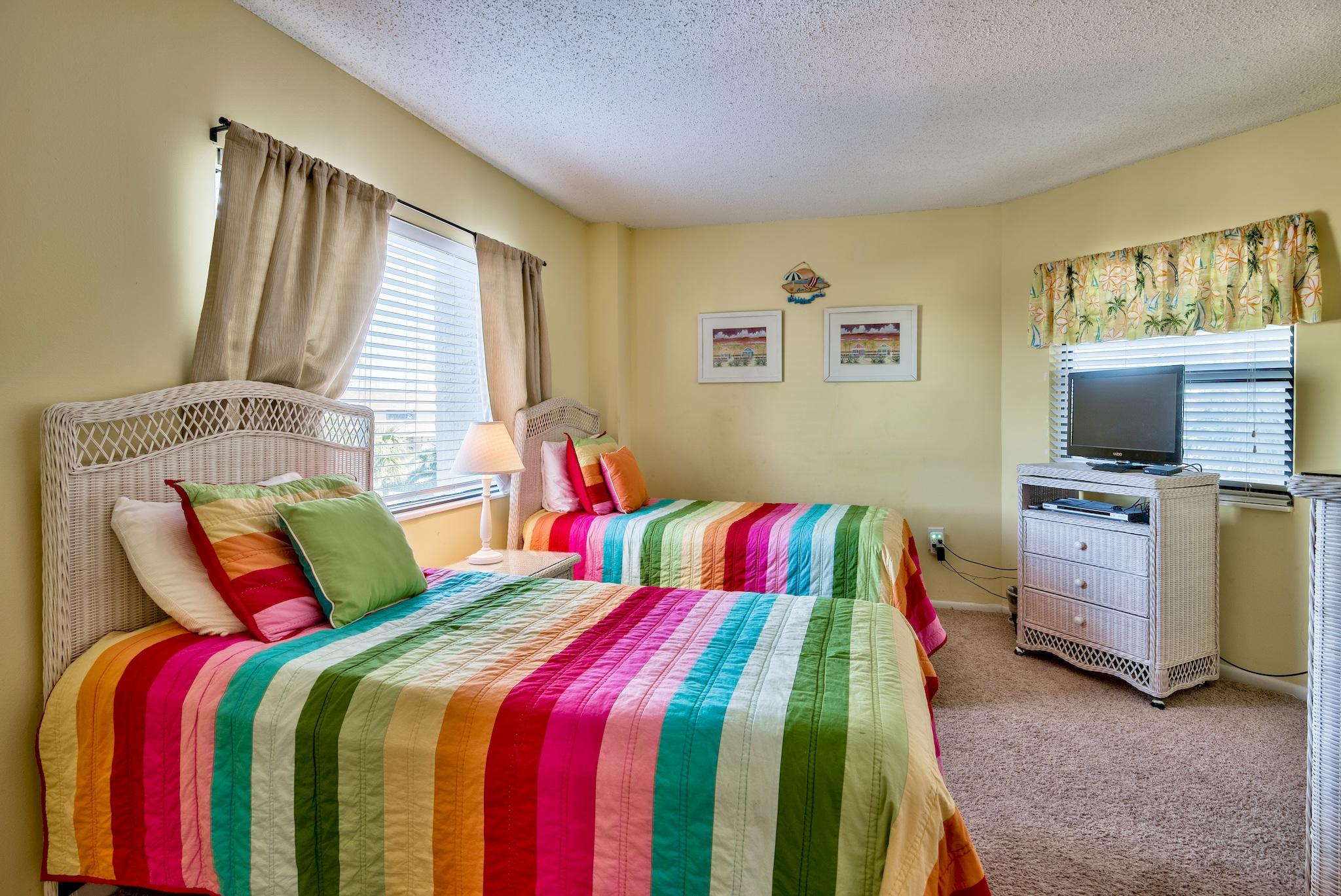 INLET REEF CLUB CONDO - Residential