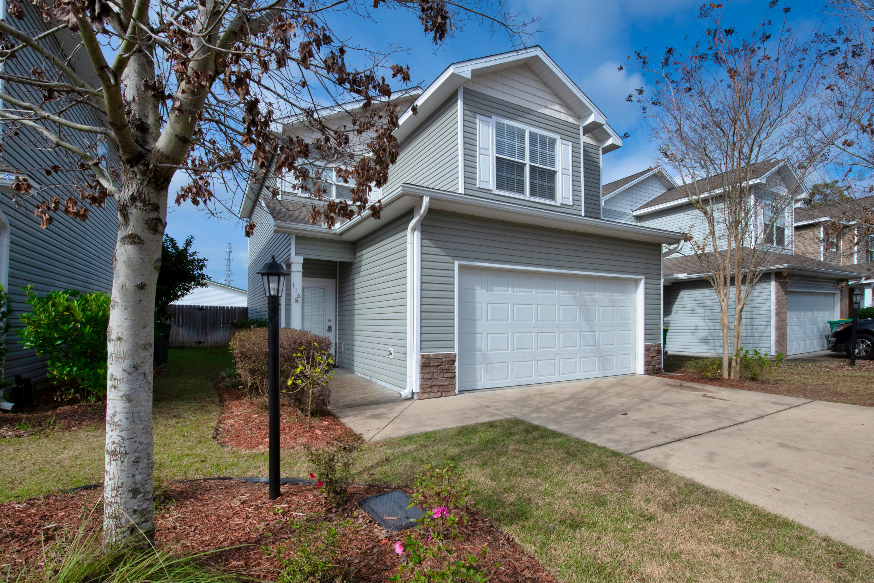 Redwood Village - Residential Lease