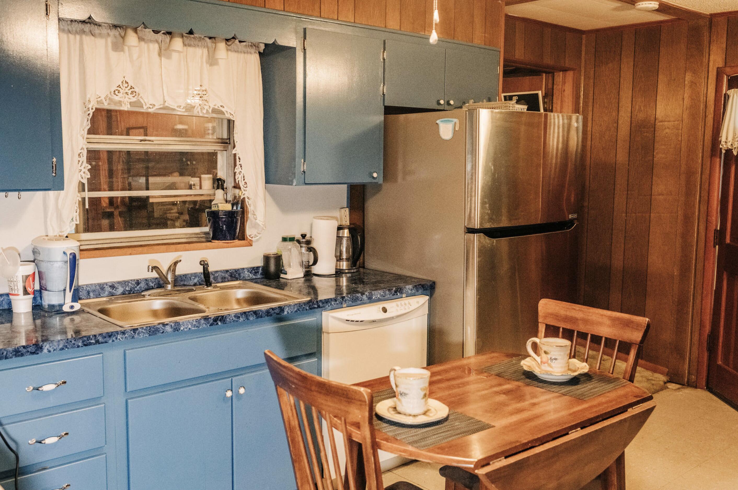 HUGHES ESTATES 1ST ADDN - Residential