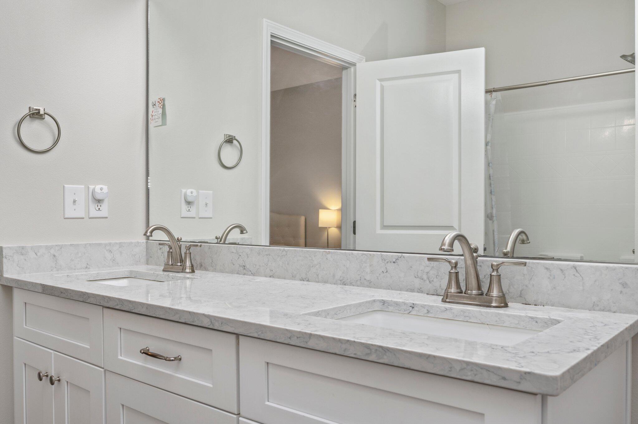 NICEVILLE - Residential Lease