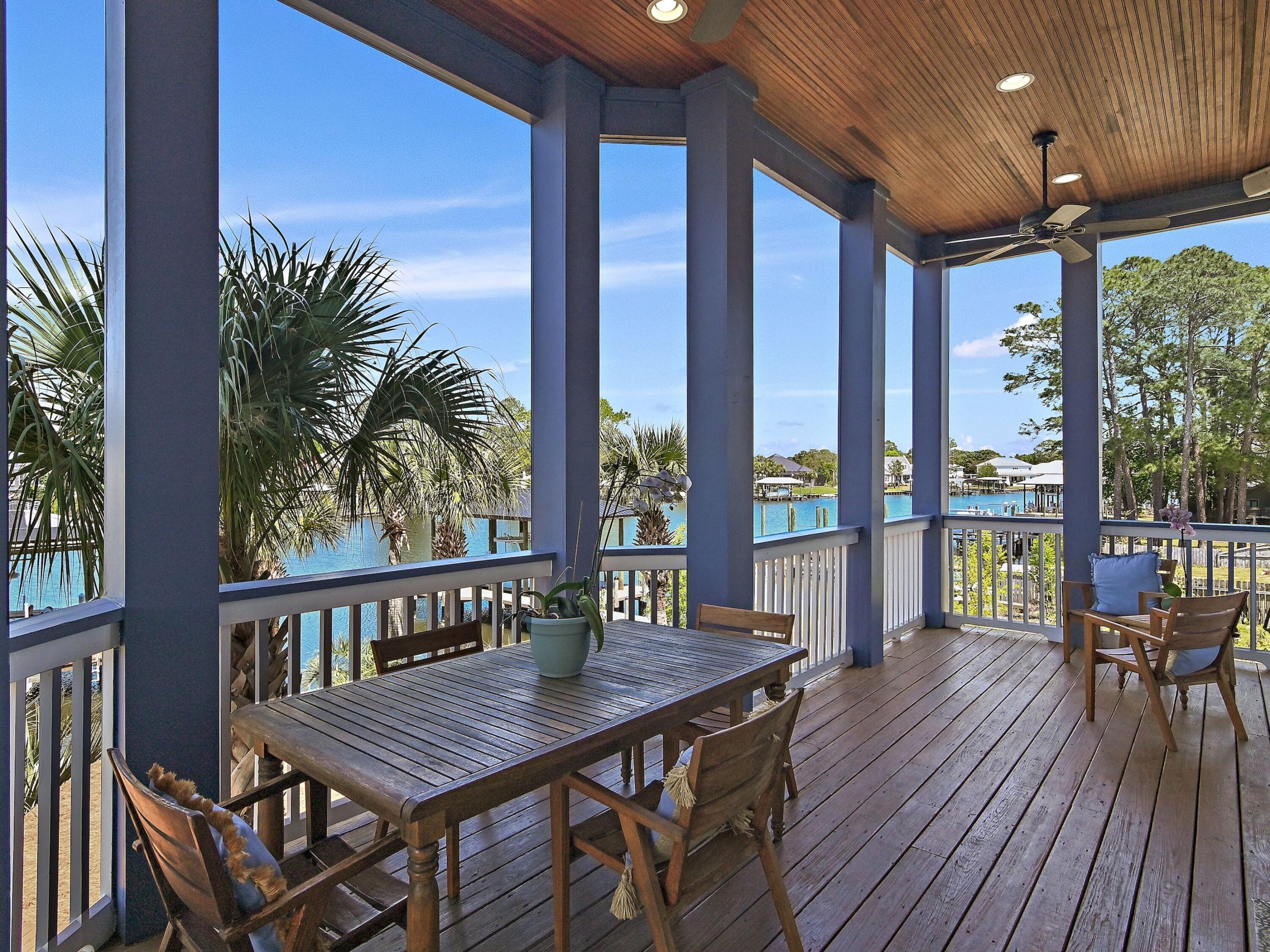TURQUOISE BEACH - Residential