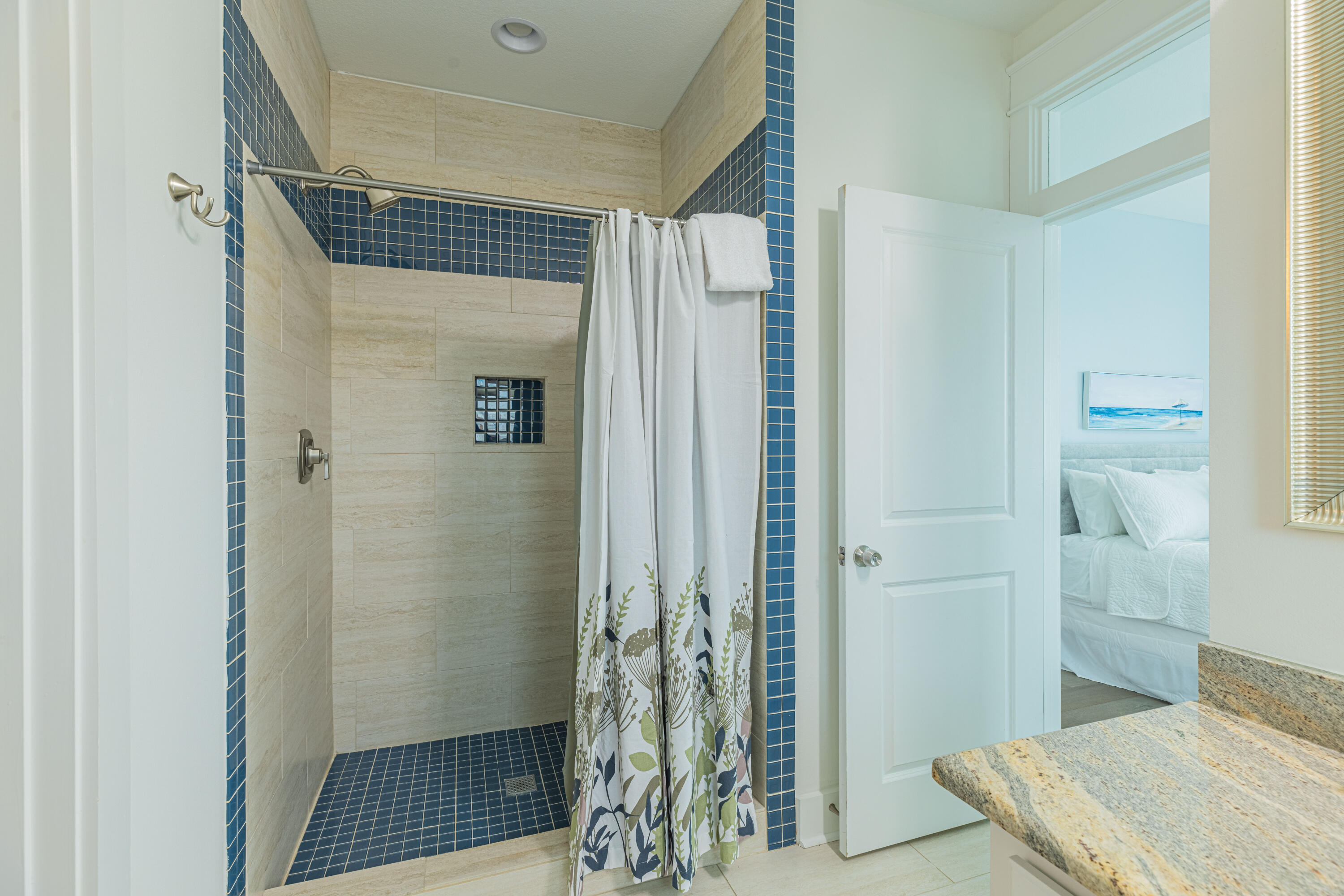 SANTA ROSA VILLAS - Residential