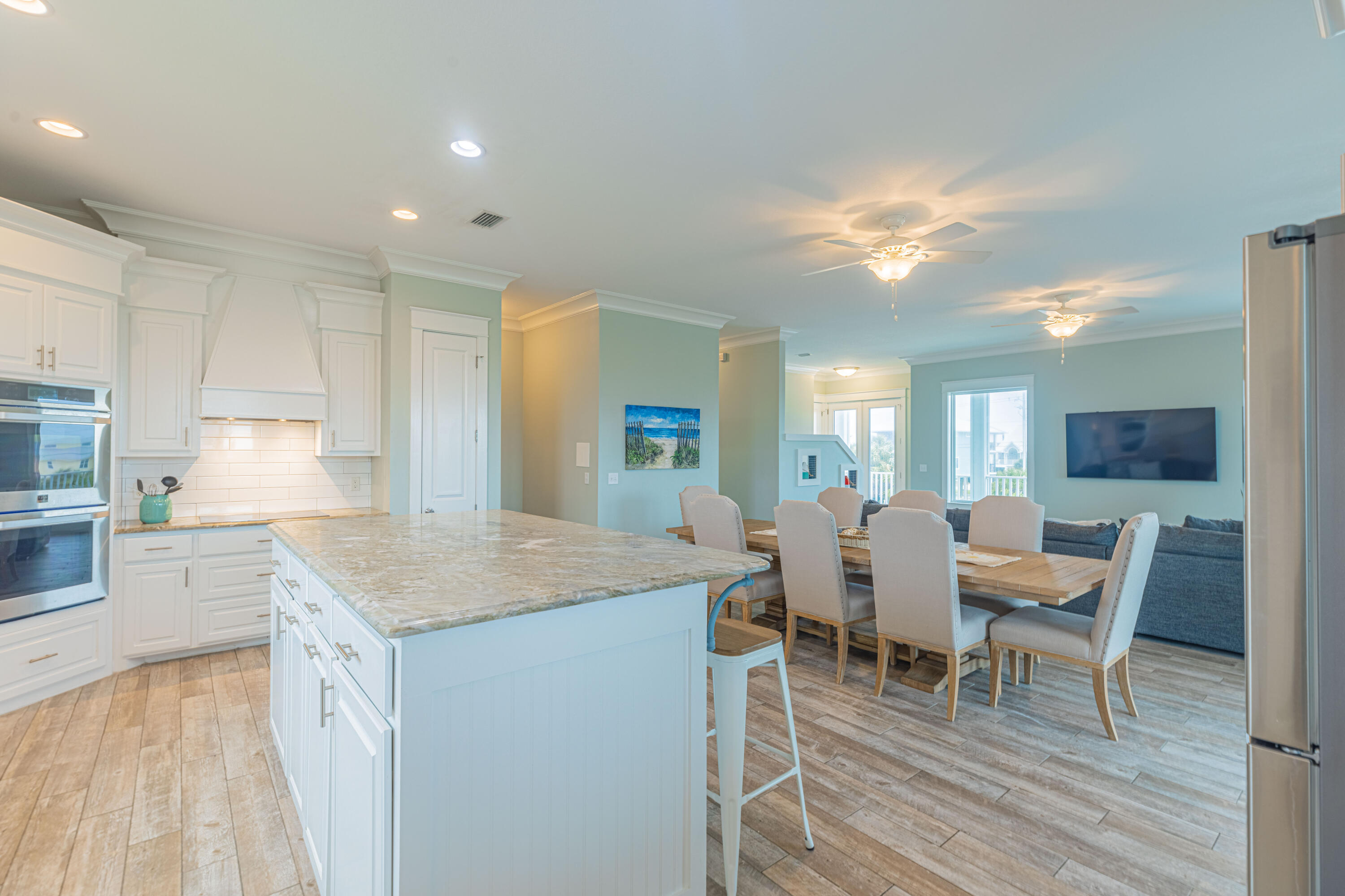 SANTA ROSA VILLAS - Residential