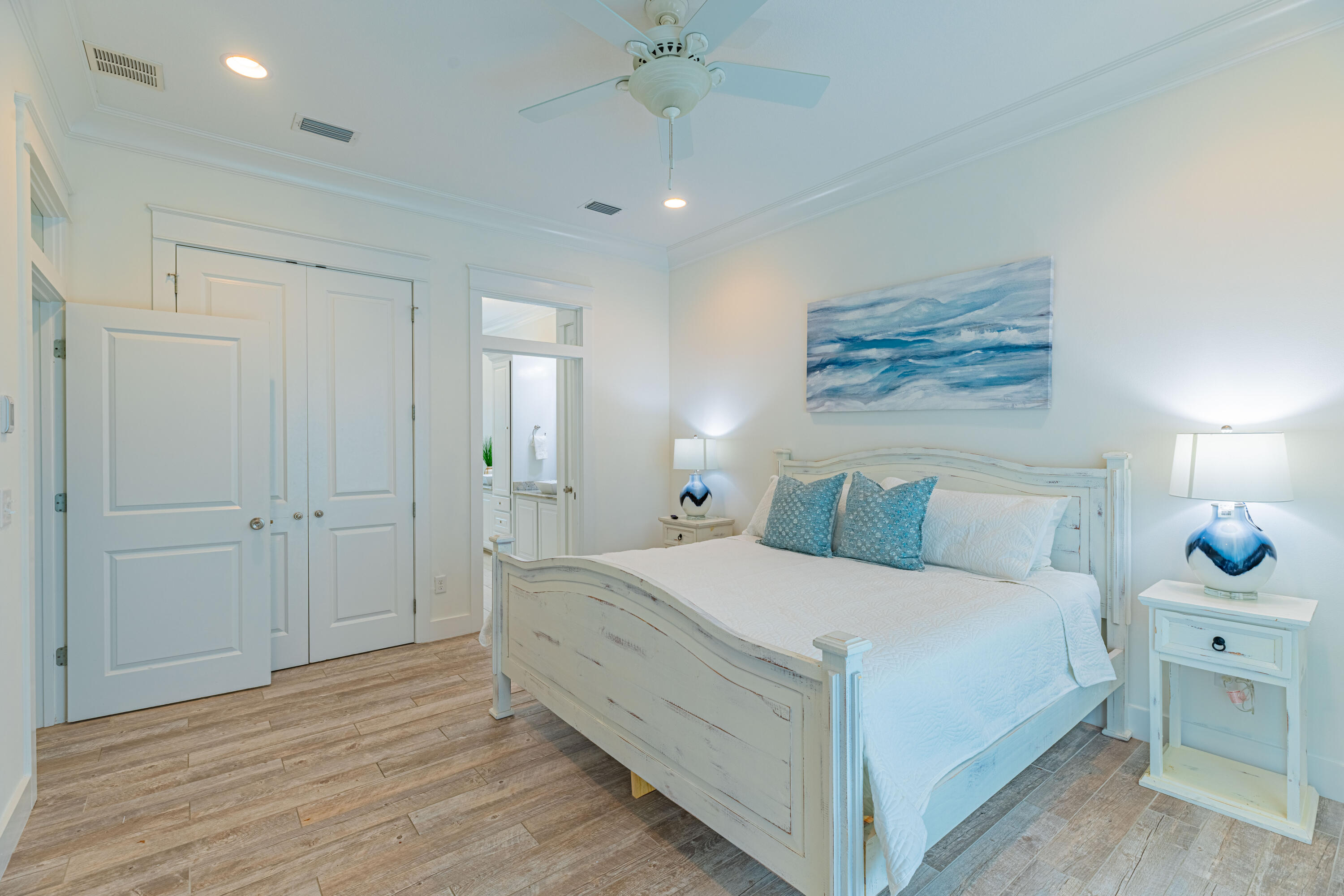 SANTA ROSA VILLAS - Residential