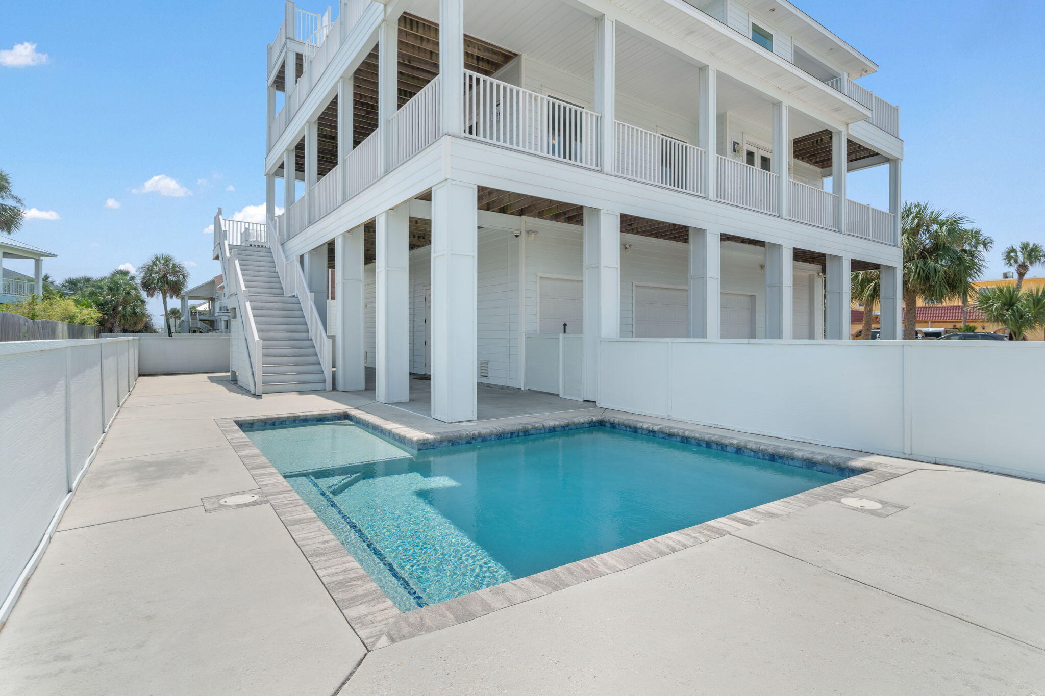 SANTA ROSA VILLAS - Residential