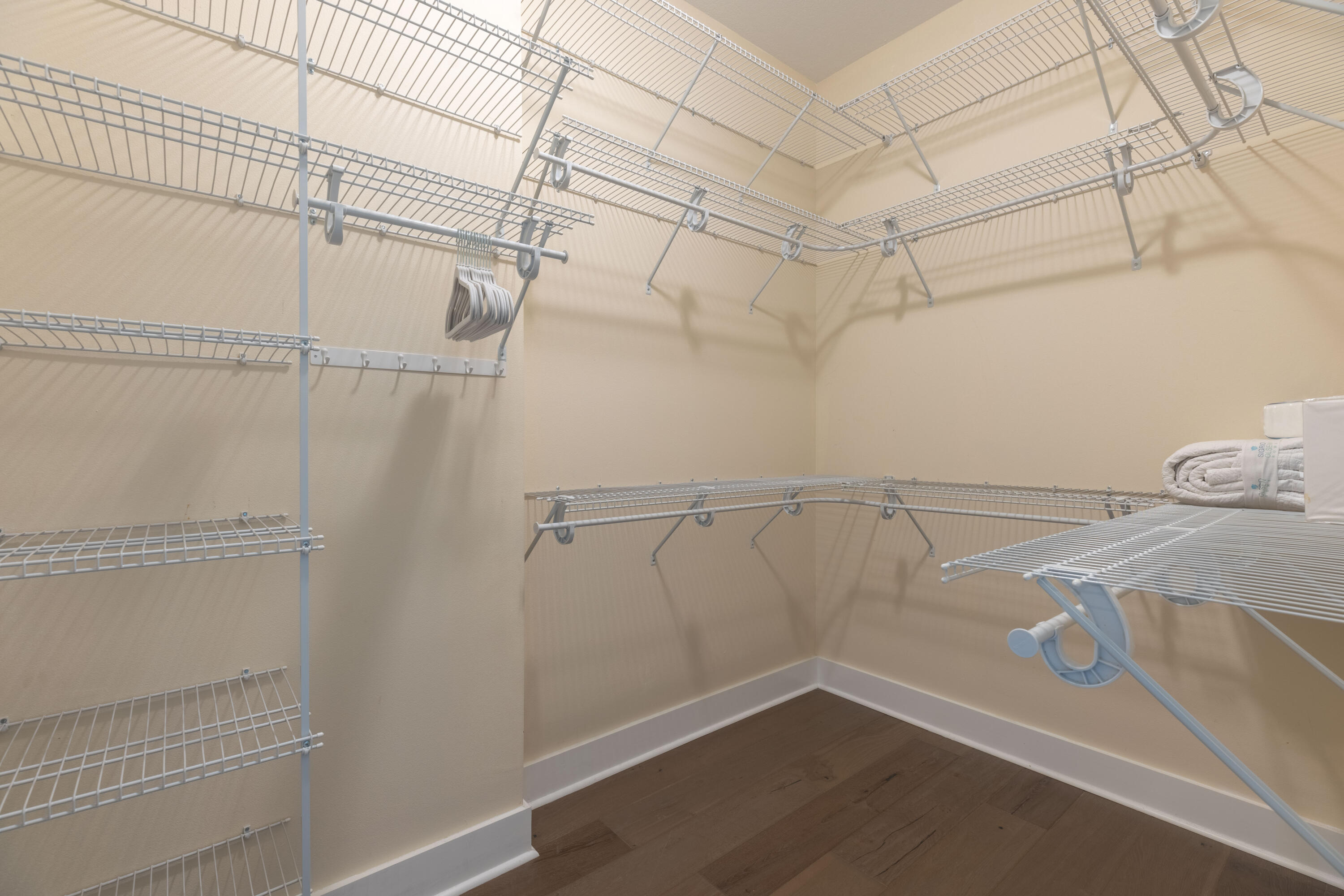 SANTA ROSA VILLAS - Residential