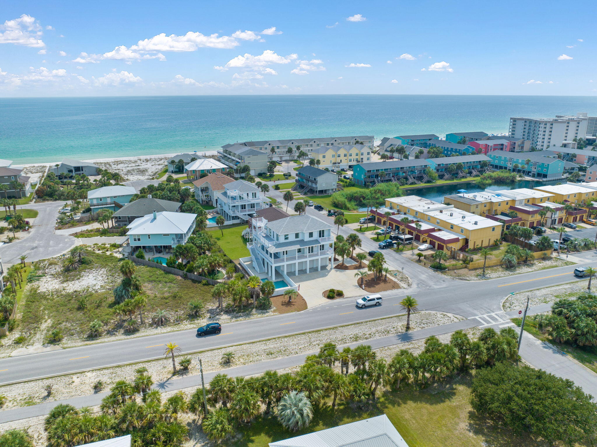 SANTA ROSA VILLAS - Residential