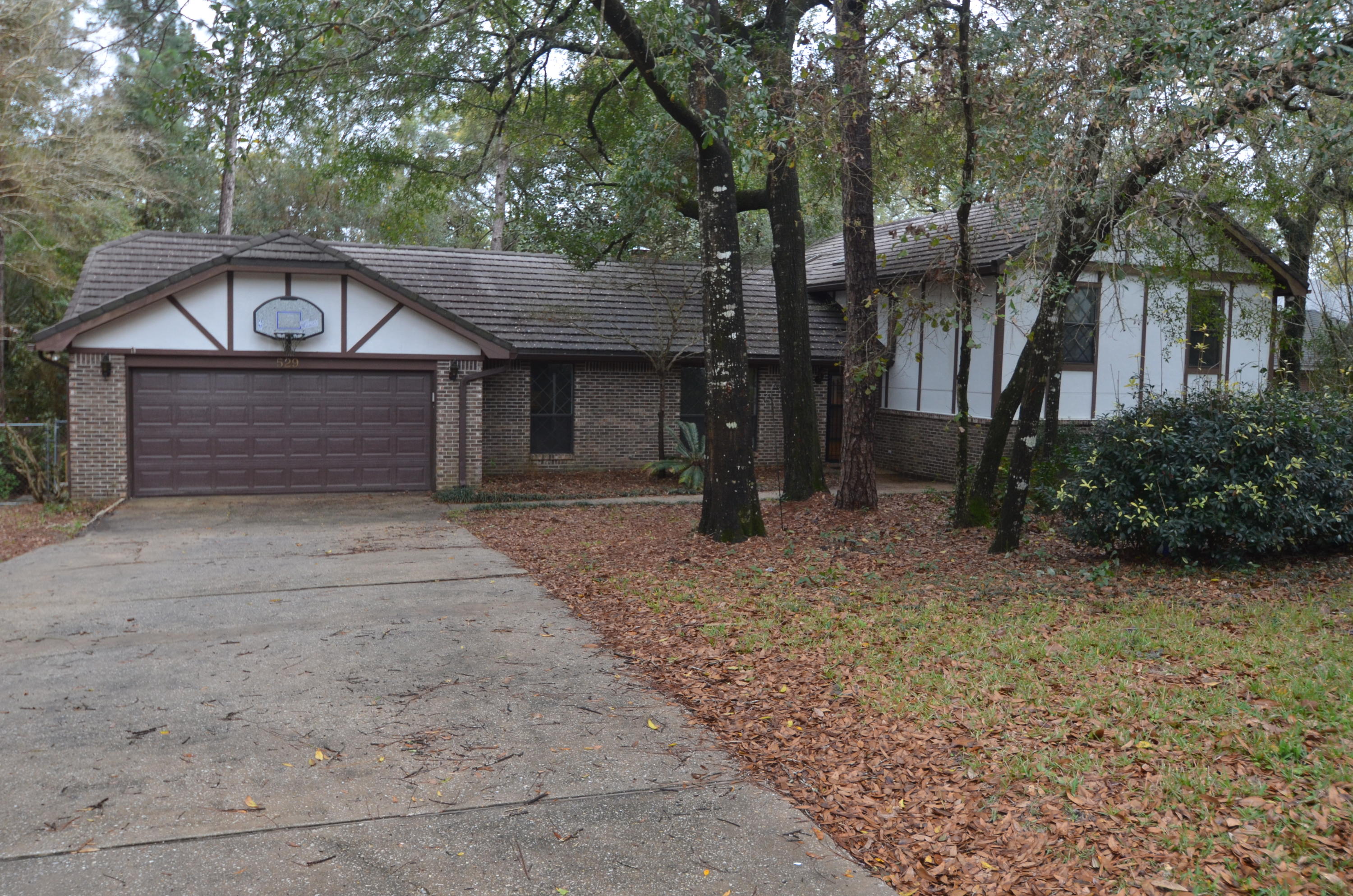 ROCKY BAYOU COUNTRY CLUB ESTATES - Residential