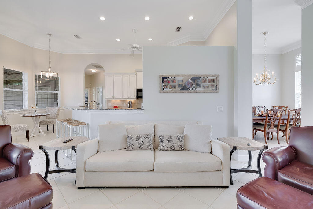 EMERALD BAY PH 1A - Residential