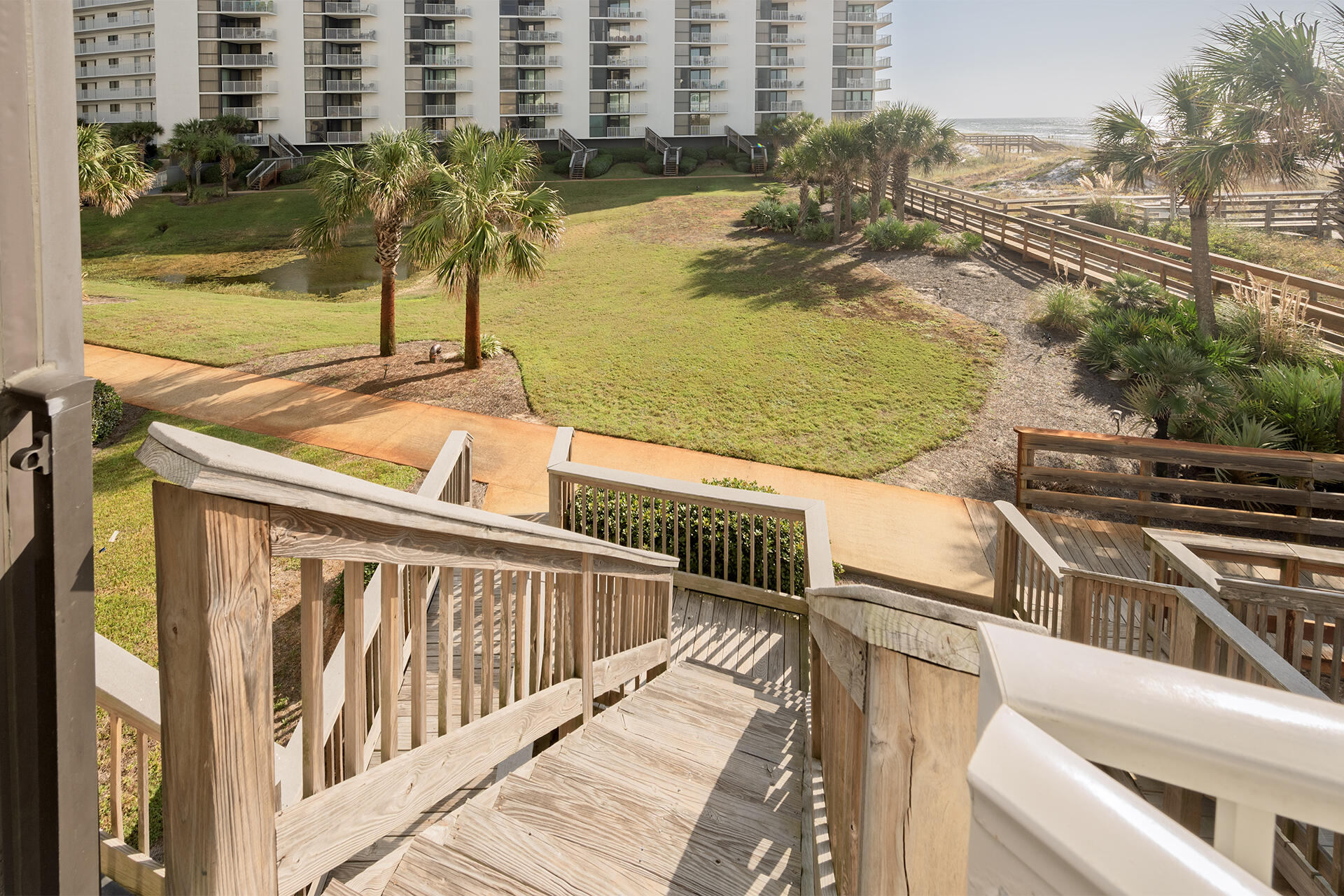 MAINSAIL CONDO PH 5 - Residential