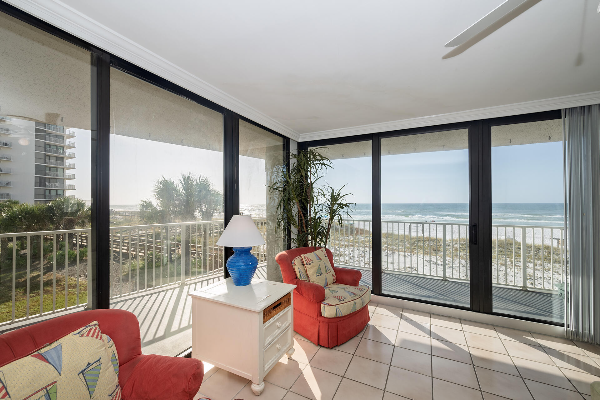 MAINSAIL CONDO PH 5 - Residential